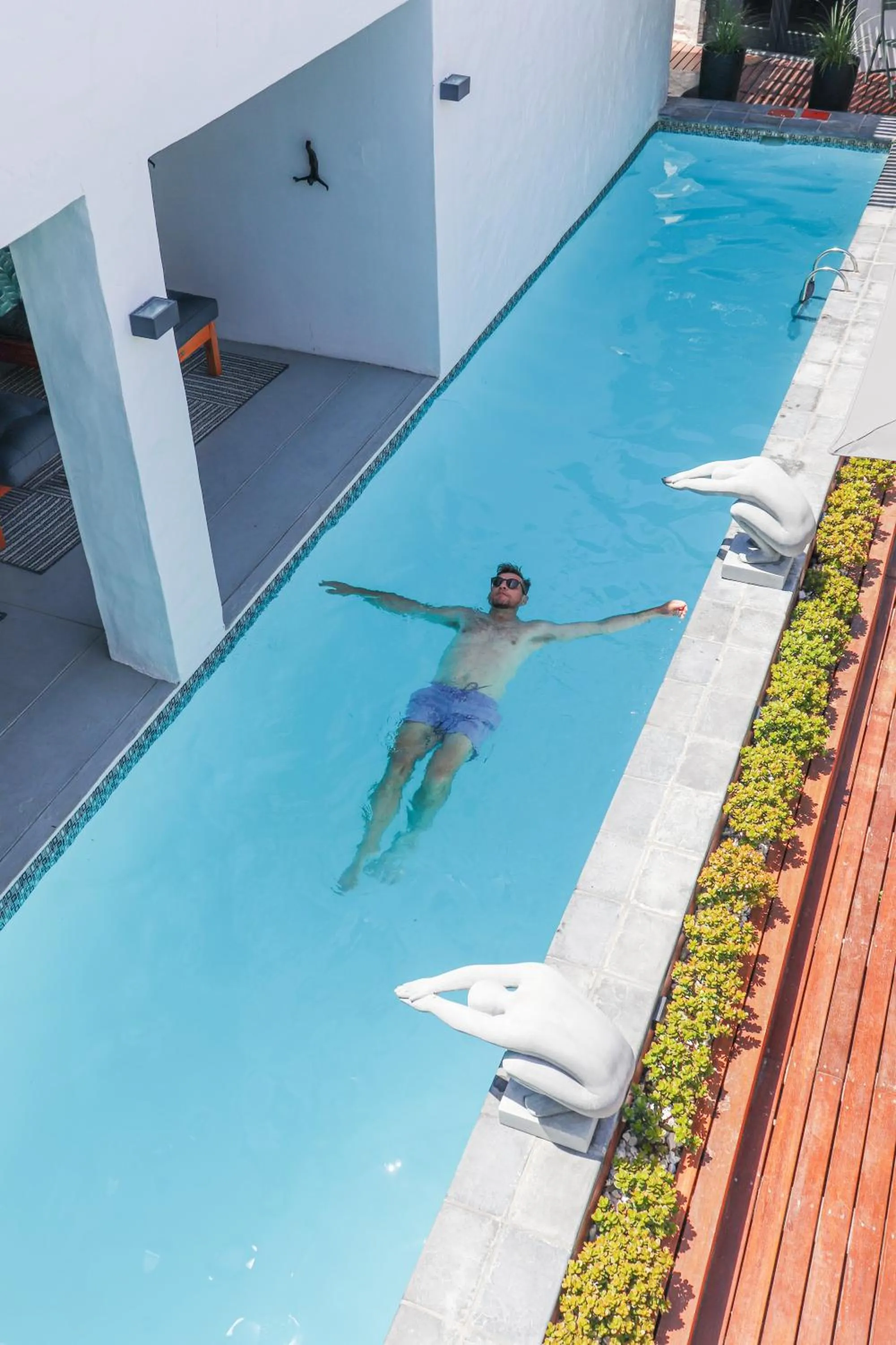 Abalone Hotel & Villas