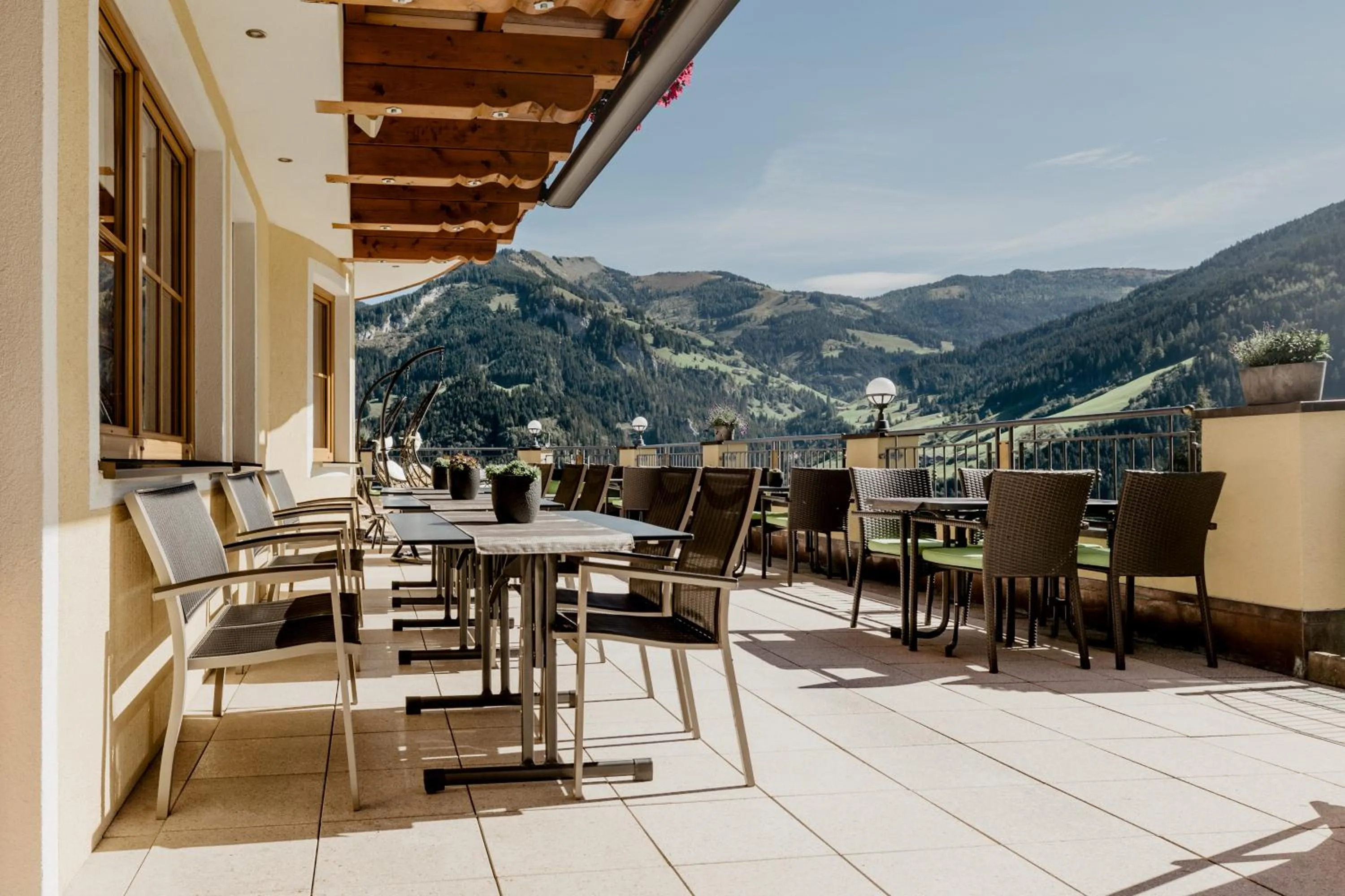 Balcony/Terrace in Berghotel Alpenklang