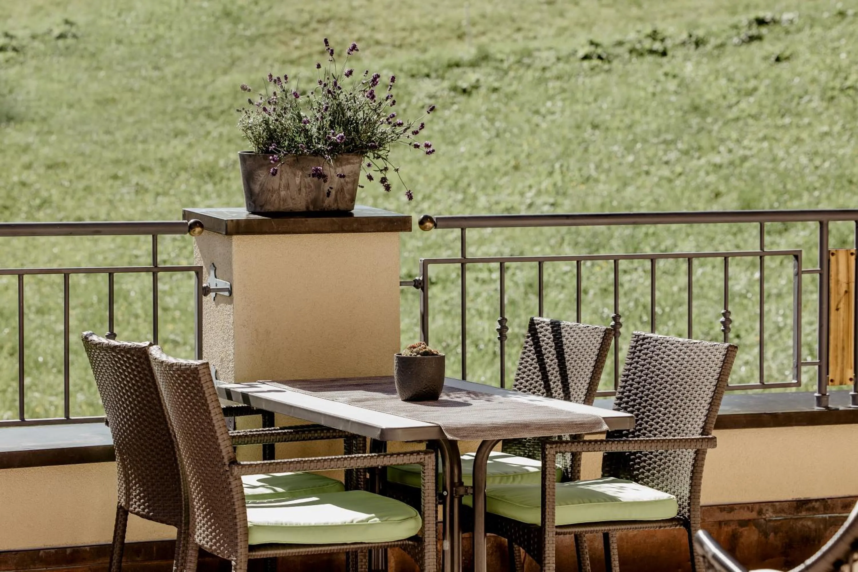 Balcony/Terrace in Berghotel Alpenklang
