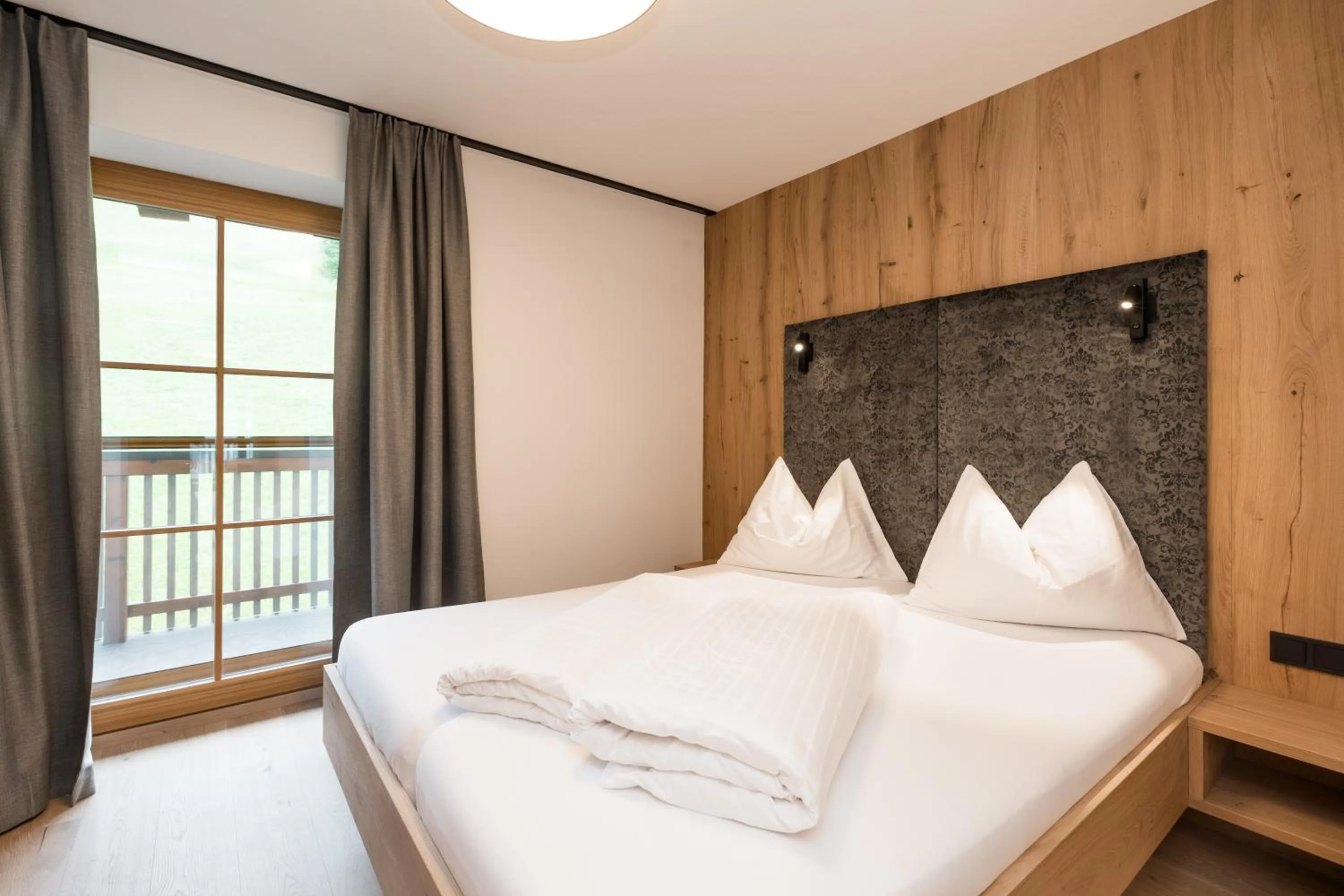 Bed in Berghotel Alpenklang