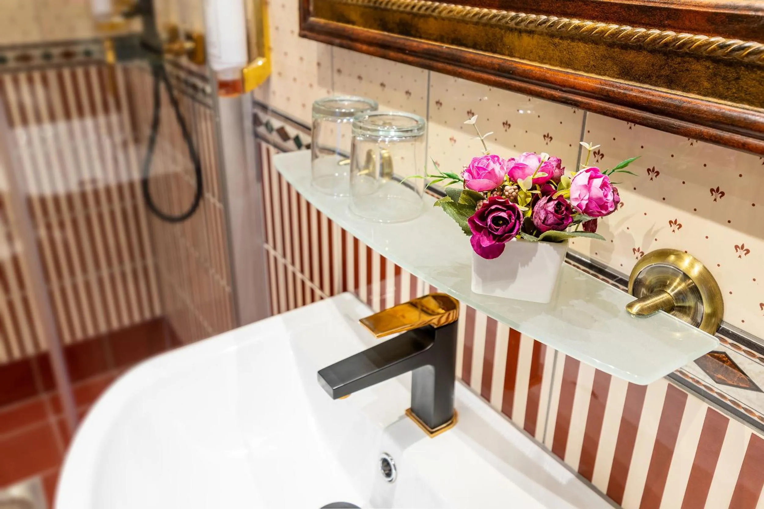 Bathroom in Hansa Hotel