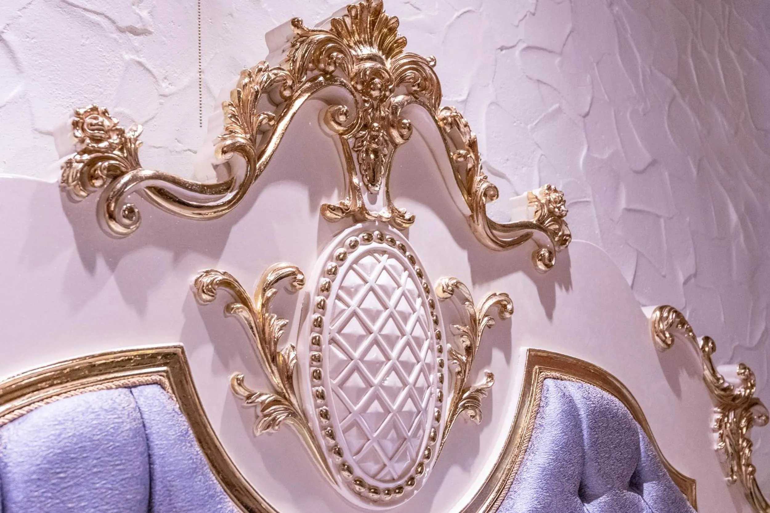 Decorative detail in Hansa Hotel