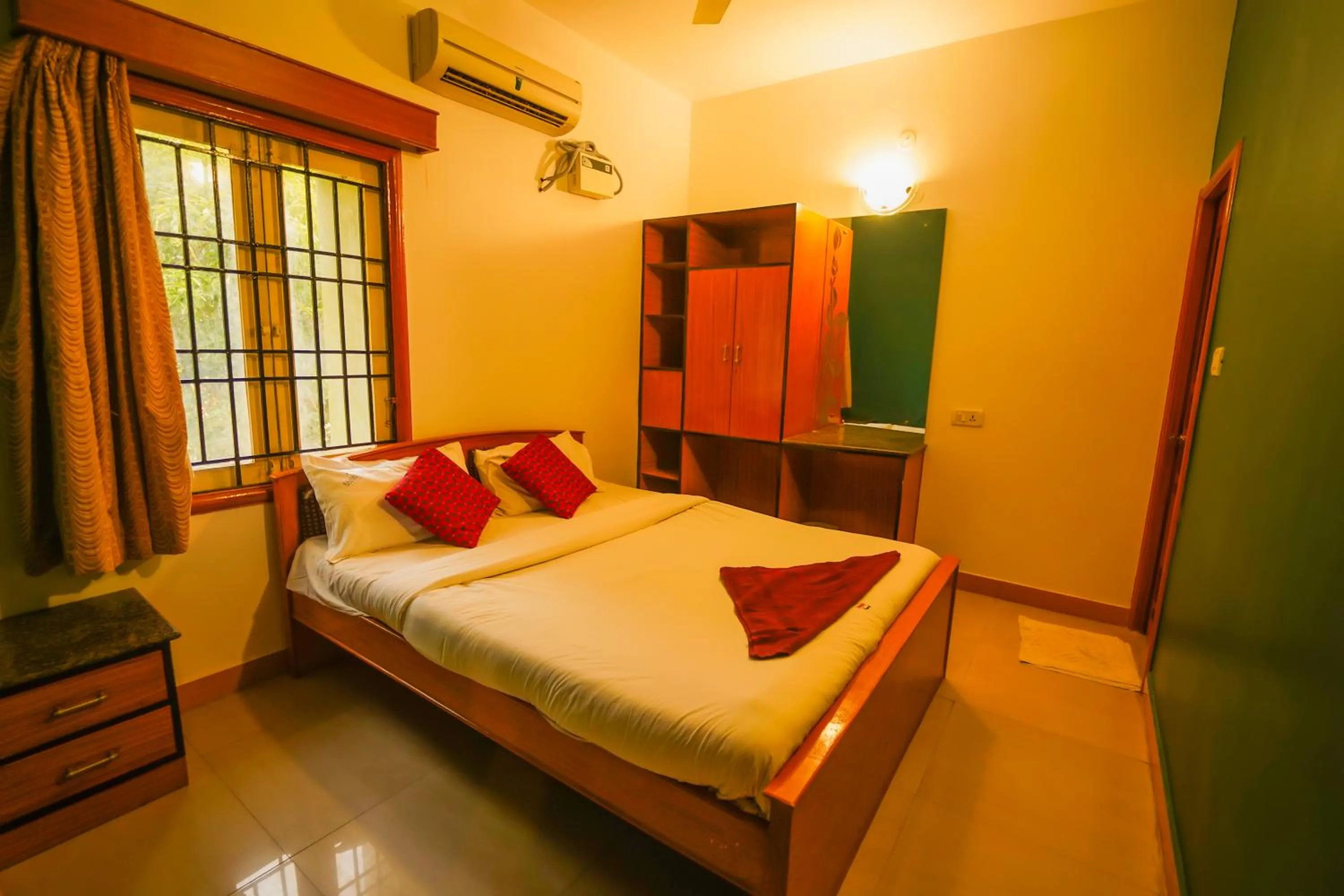 Bedroom, Bed in Ramana Towers