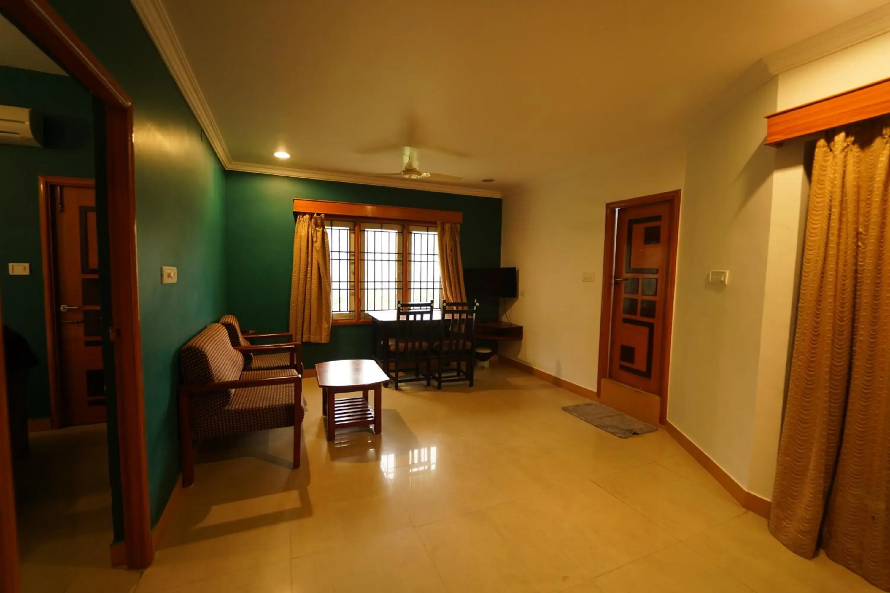 Two-Bedroom Apartment in HOTEL THIRD EYE by RAMANA TOWERS Two-Bedroom Apartment in HOTEL THIRD EYE by RAMANA TOWERS