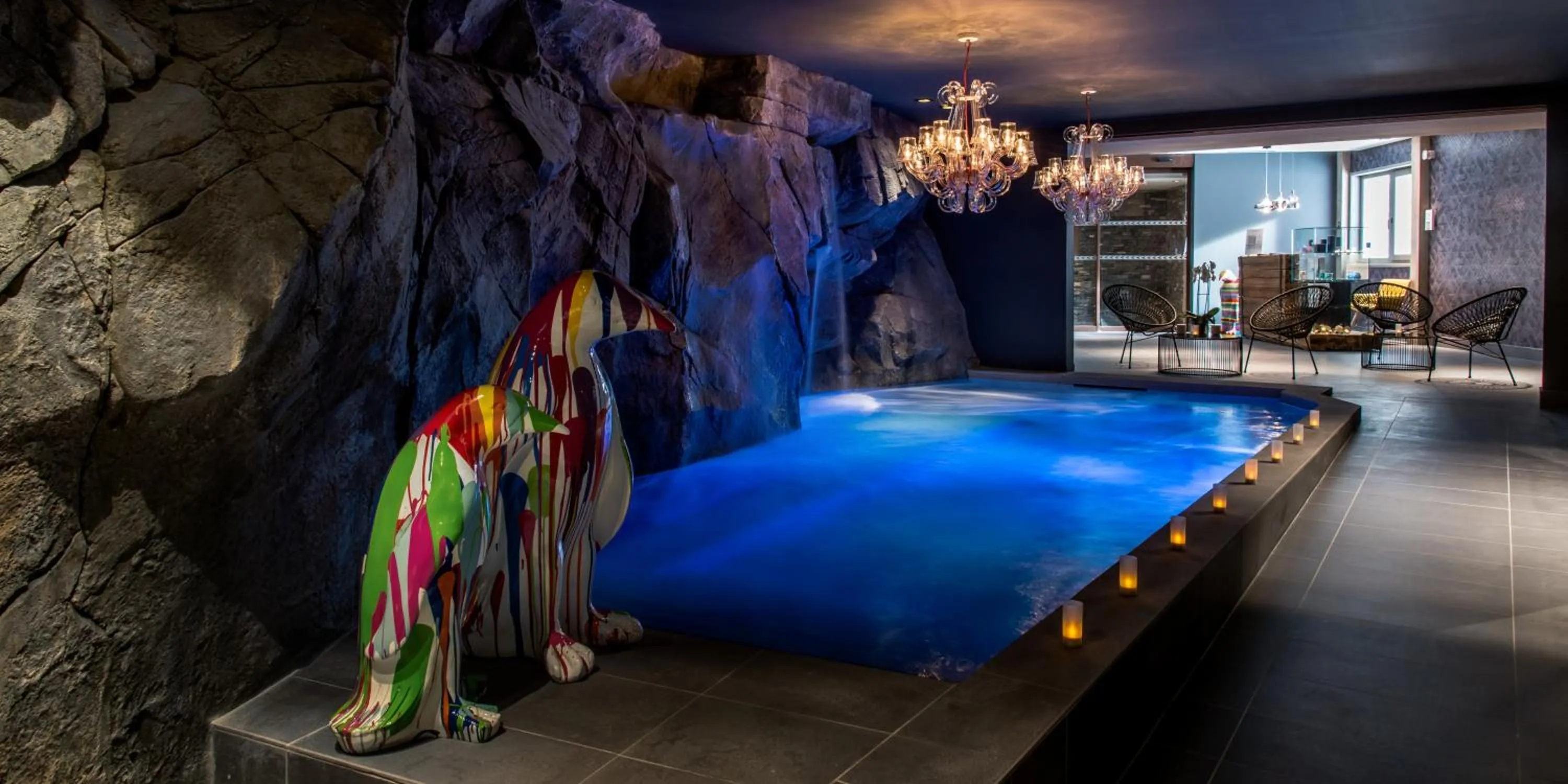 Swimming pool in Montana Lodge