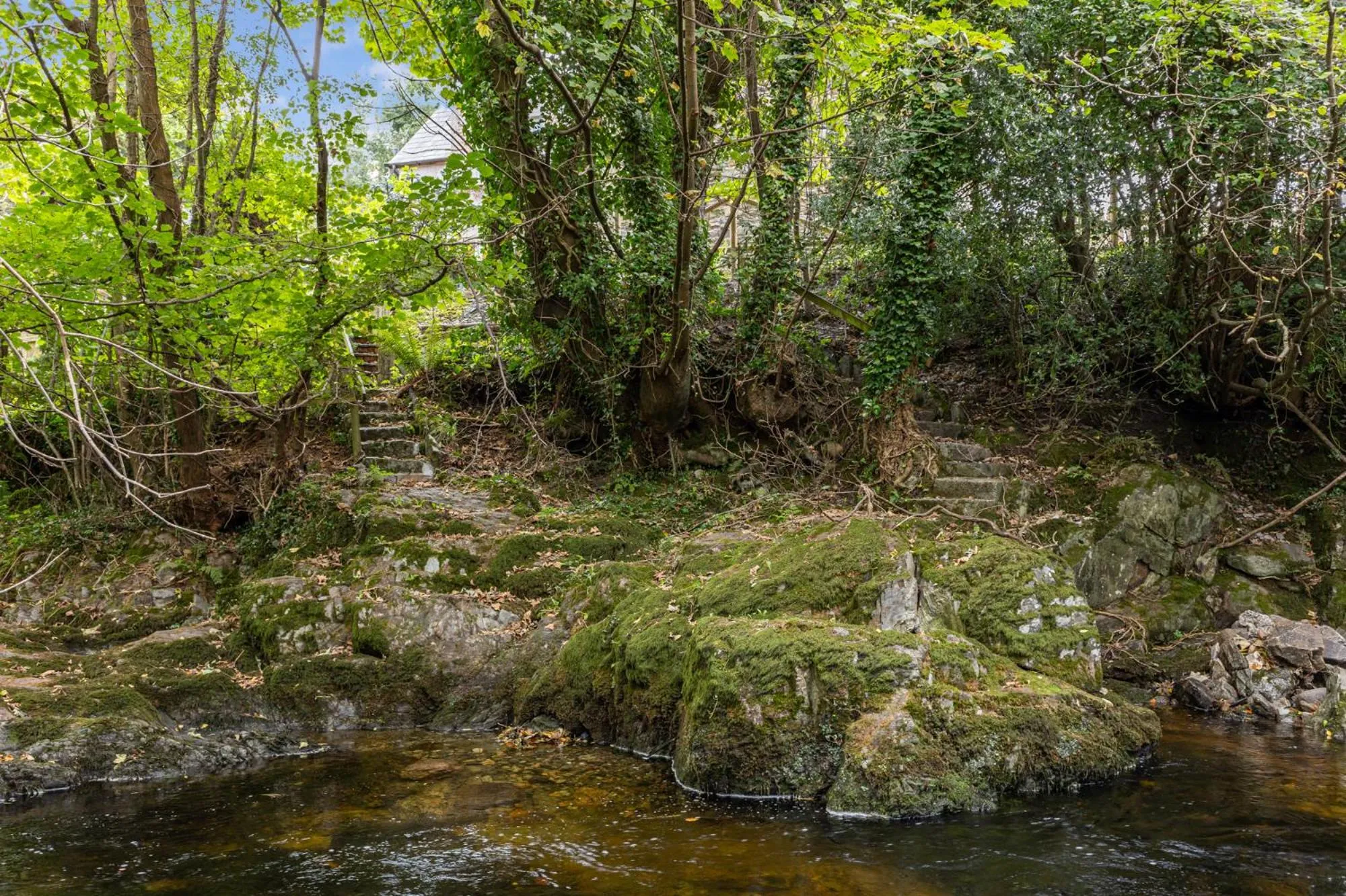 Natural landscape in Priest Bridge Cottage