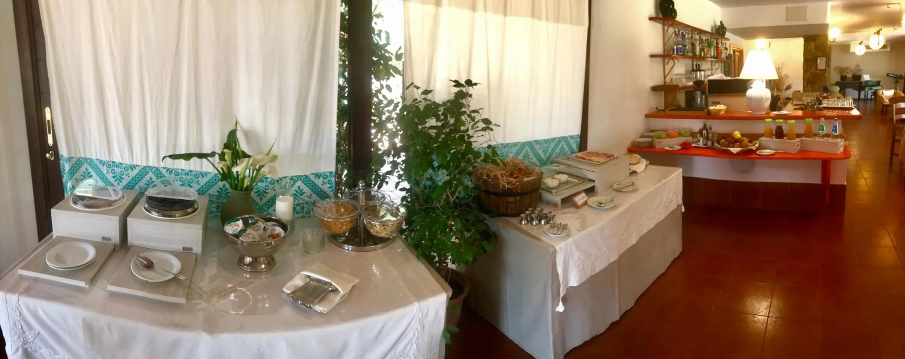 Breakfast in Hotel Spartivento