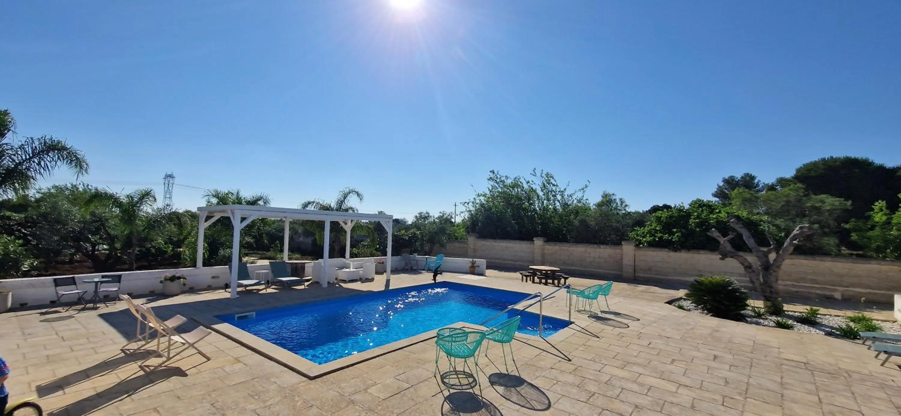 Swimming pool in La Dimora dei Conti