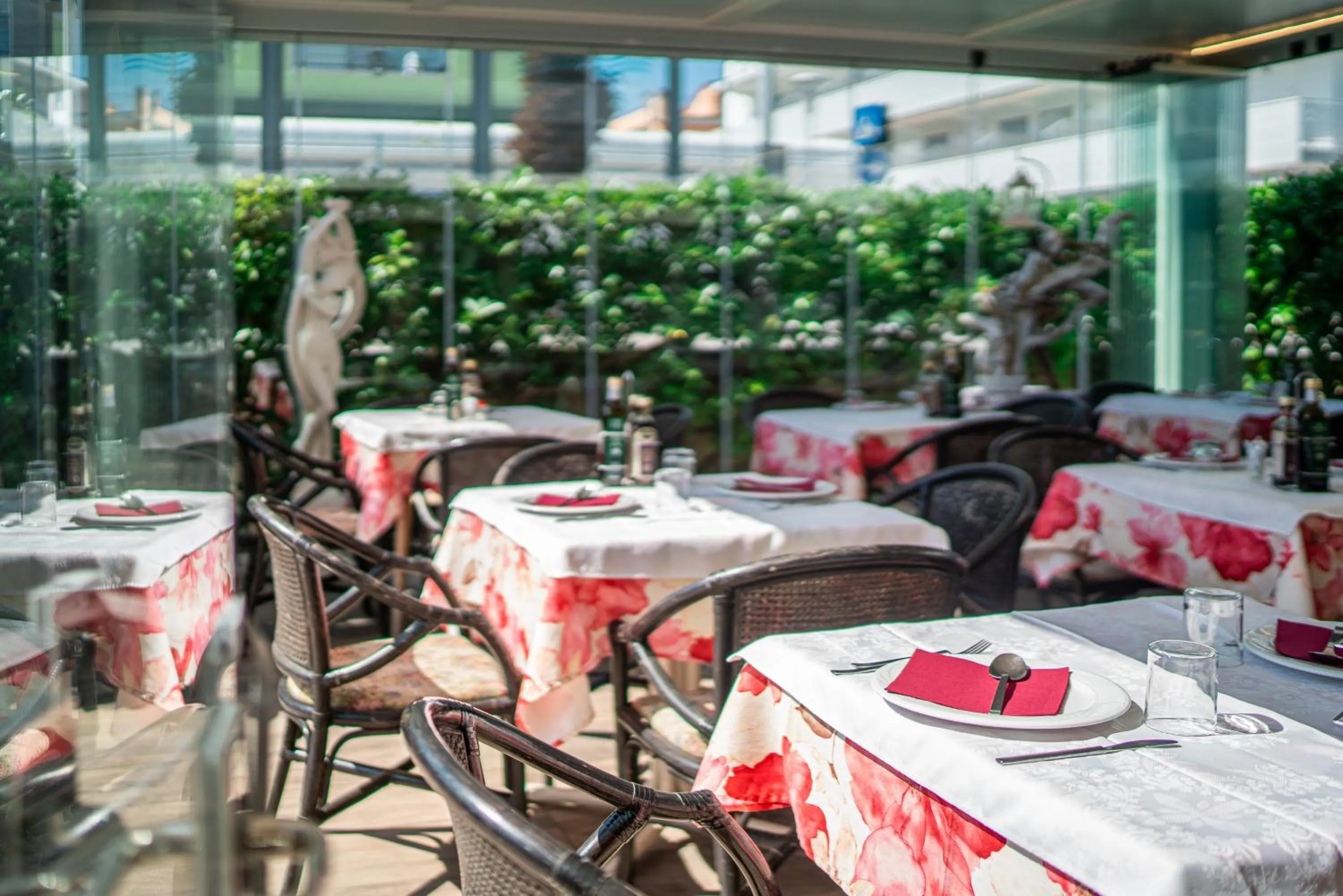 Restaurant/places to eat in Hotel Al ponte