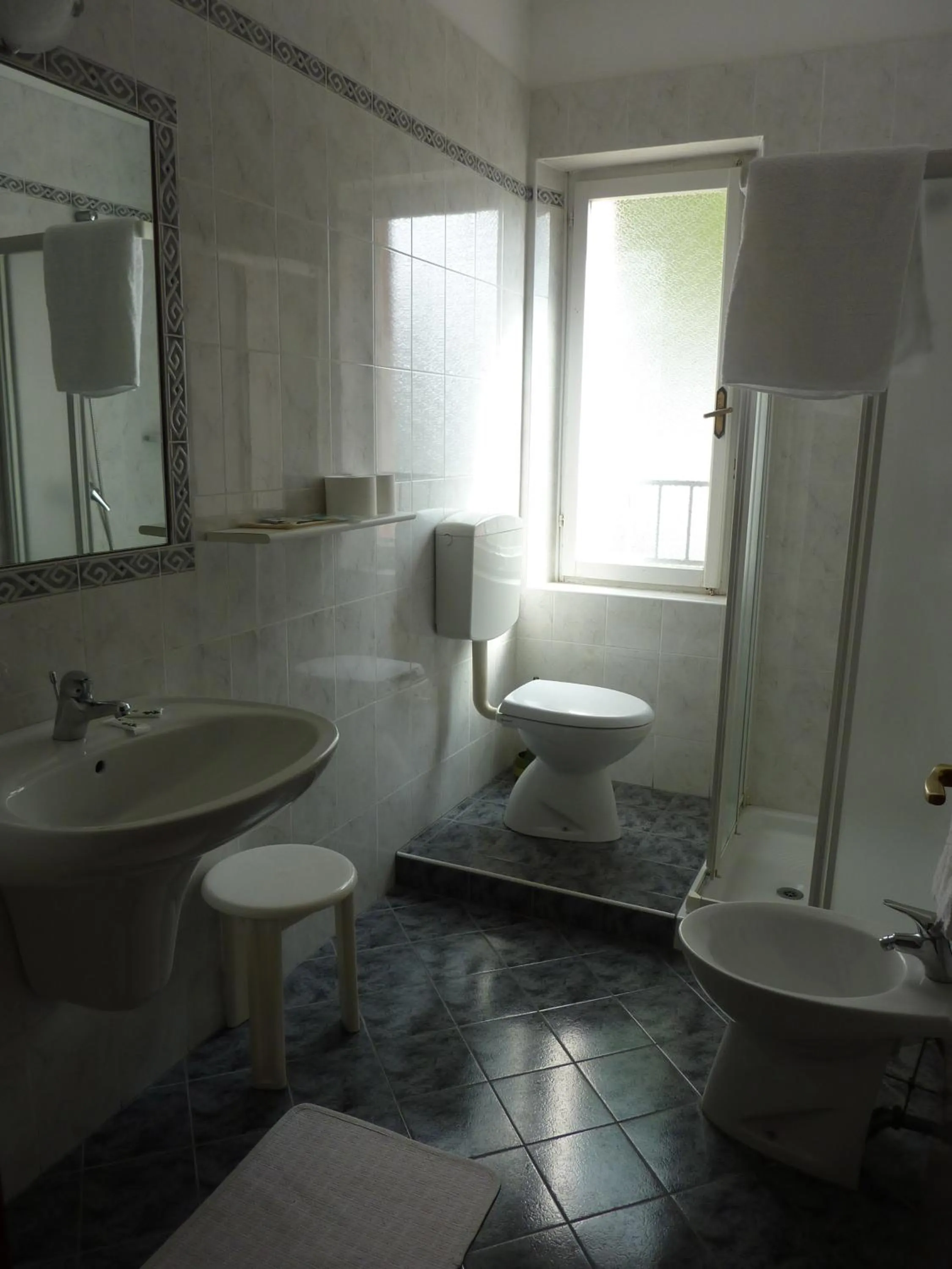 Bathroom in Hotel Al ponte