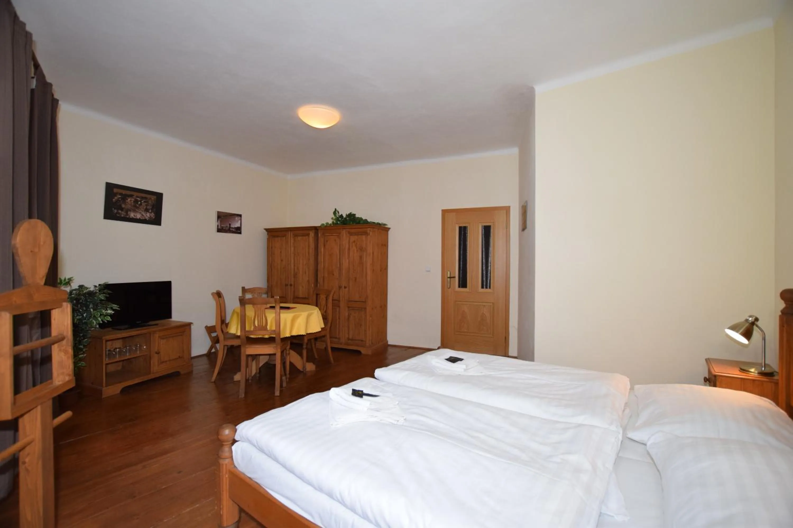 Dining area, Bed in Pension Zámecká Apartmá - Castle Apartments