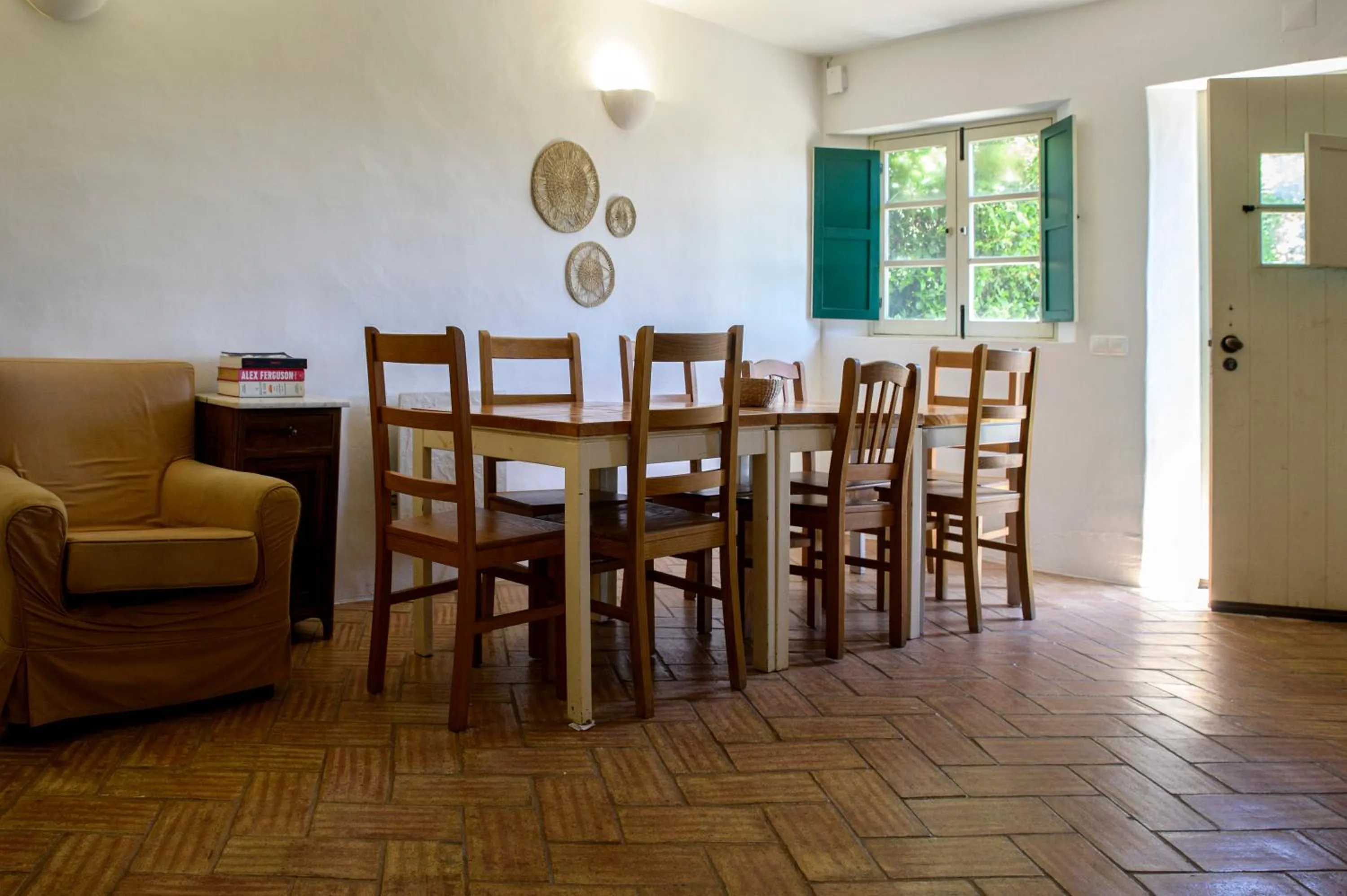 Dining area in Aldeia da Pedralva by WOT Signature