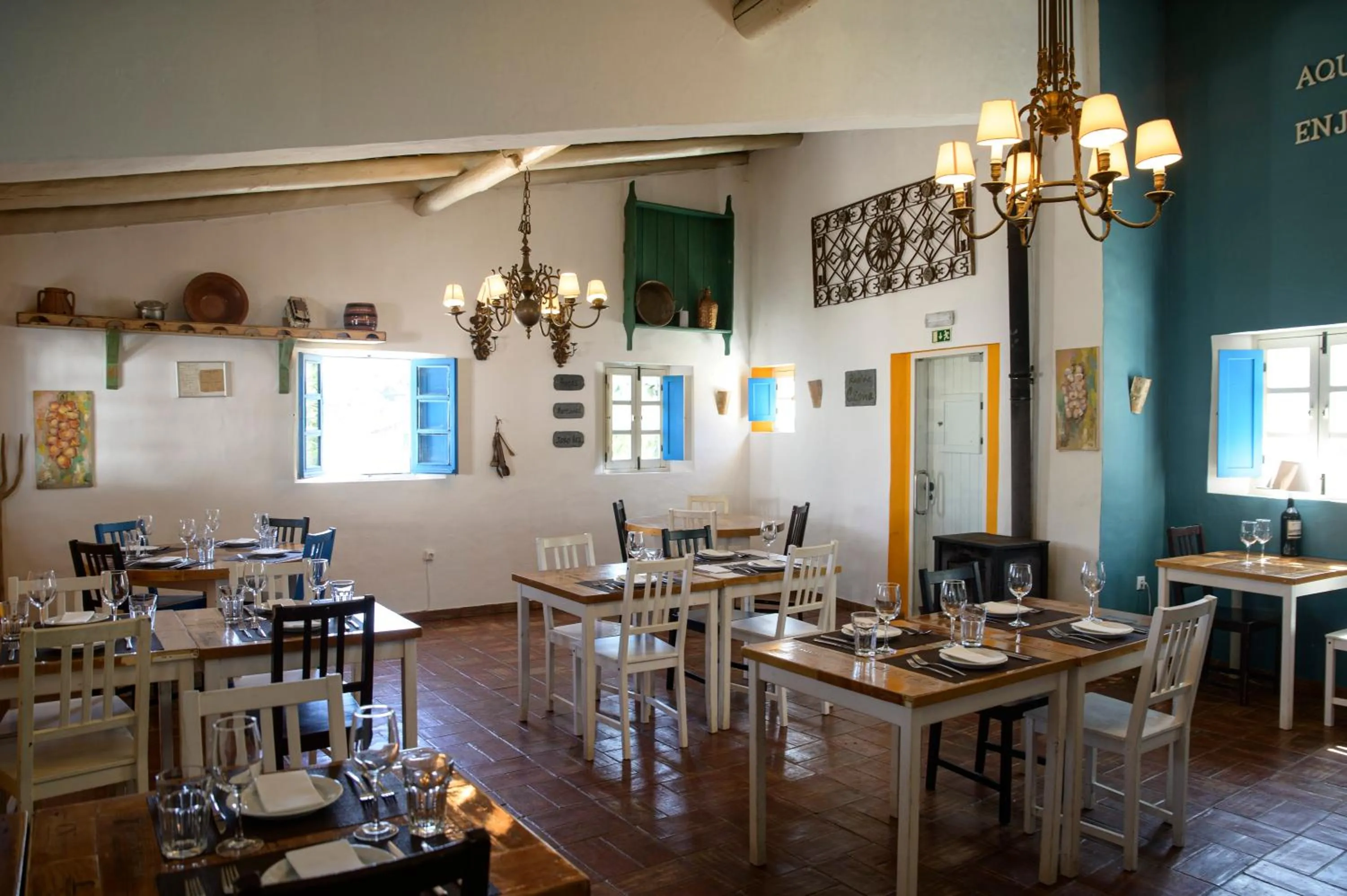 Restaurant/places to eat in Aldeia da Pedralva by WOT Signature