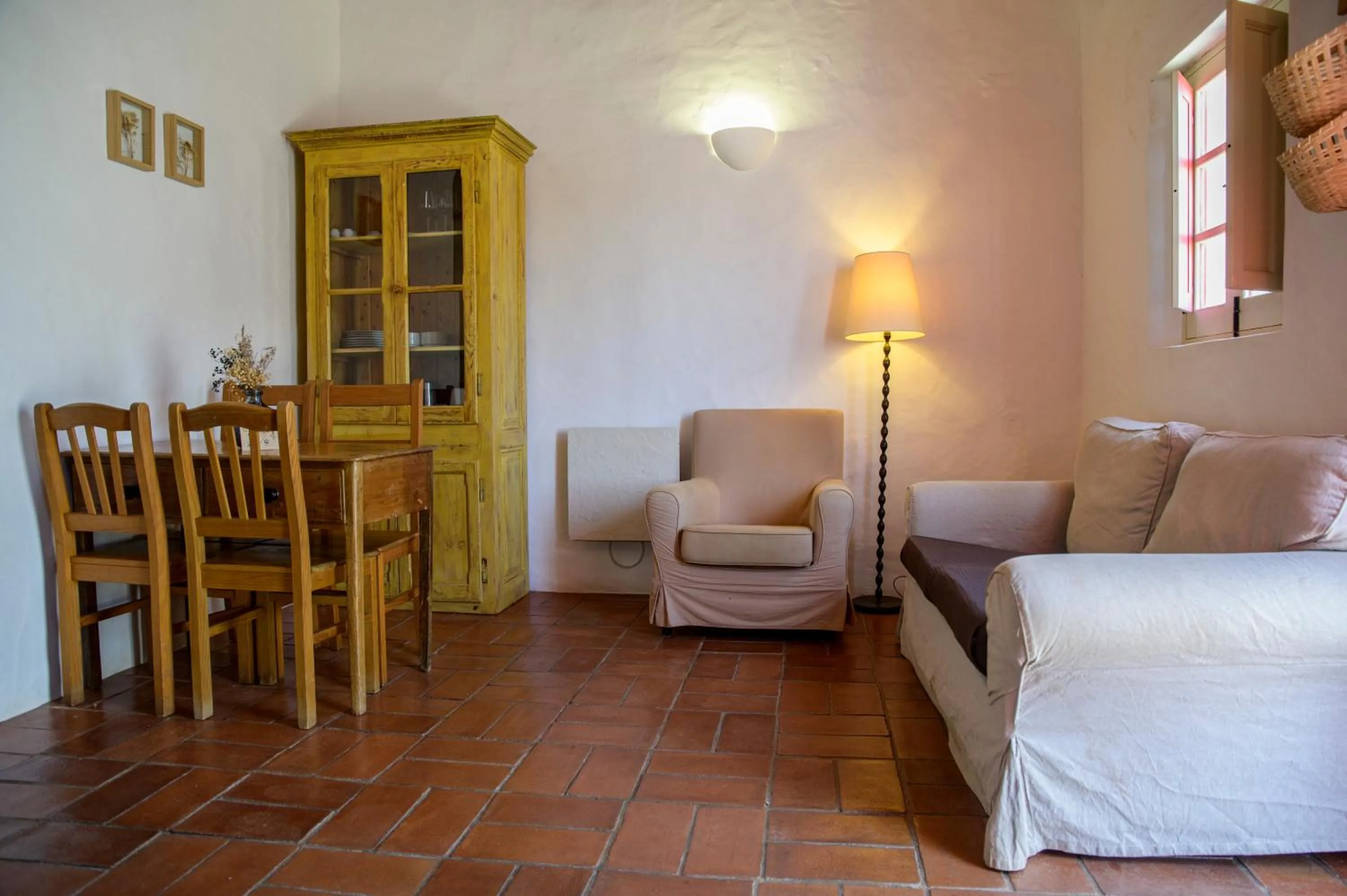 Living room, Bed in Aldeia da Pedralva by WOT Signature