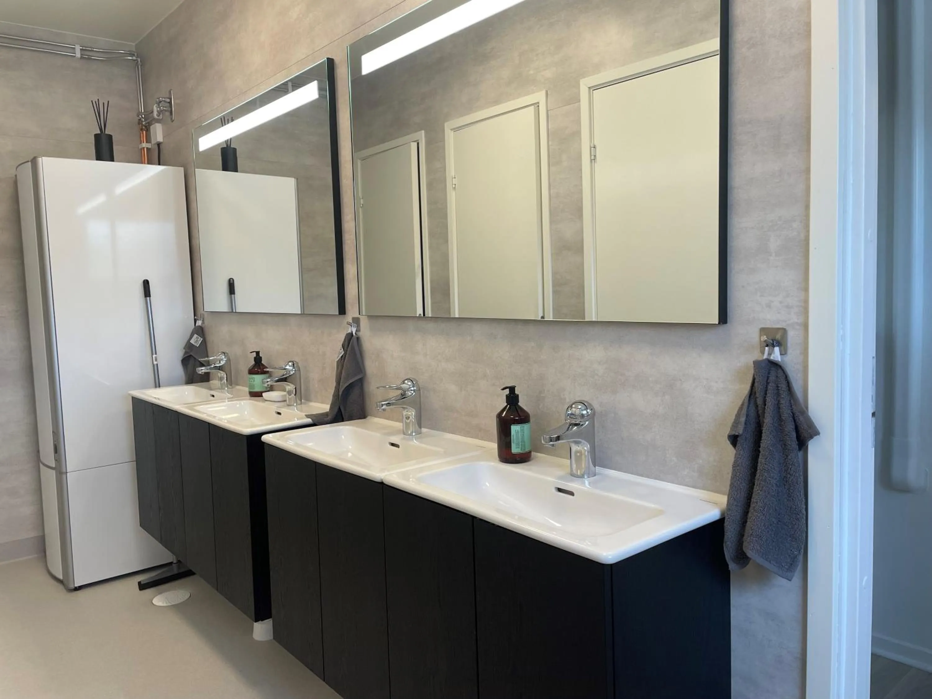 Bathroom in STF Hostel Lärbro/Grannen