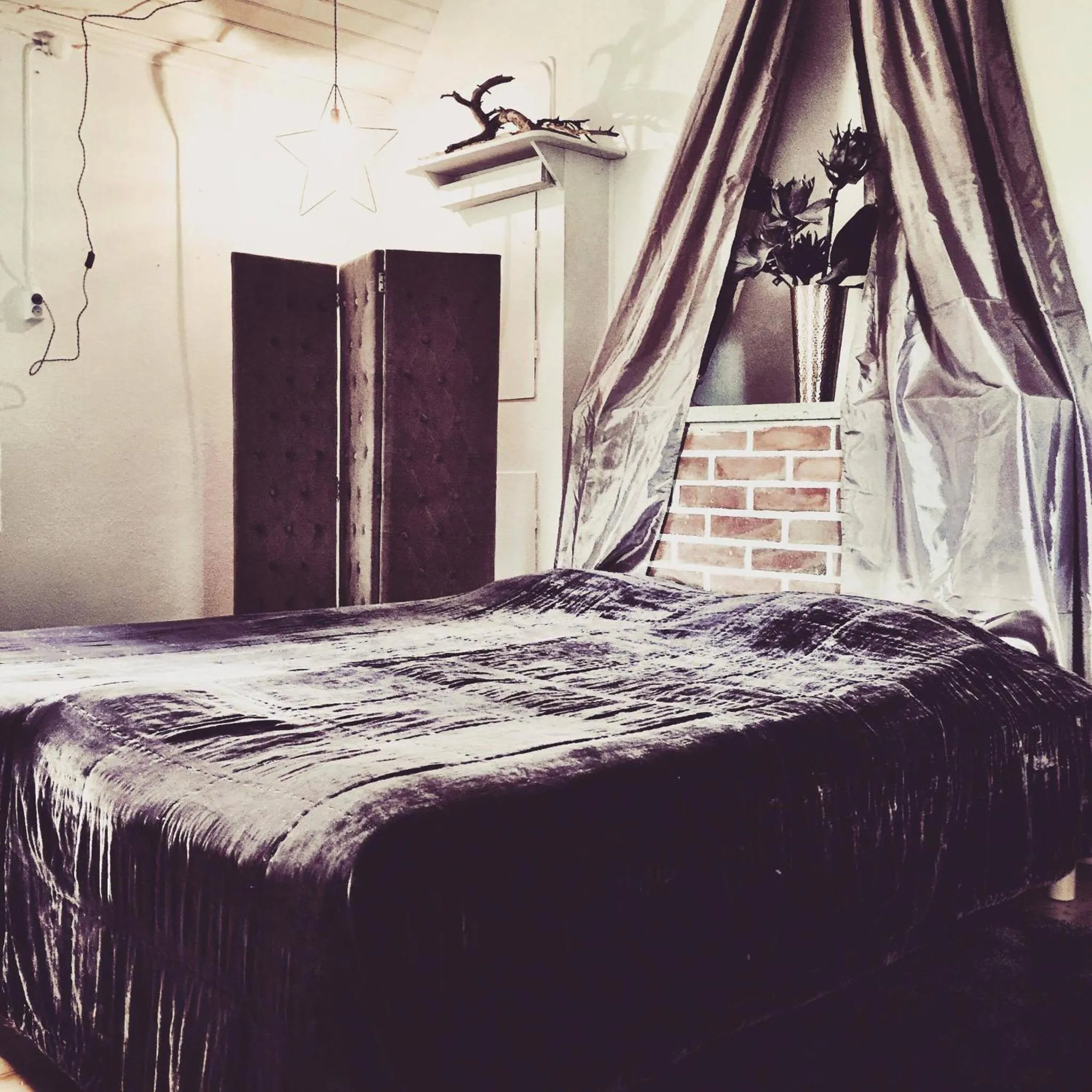 Bed in STF Hostel Lärbro/Grannen