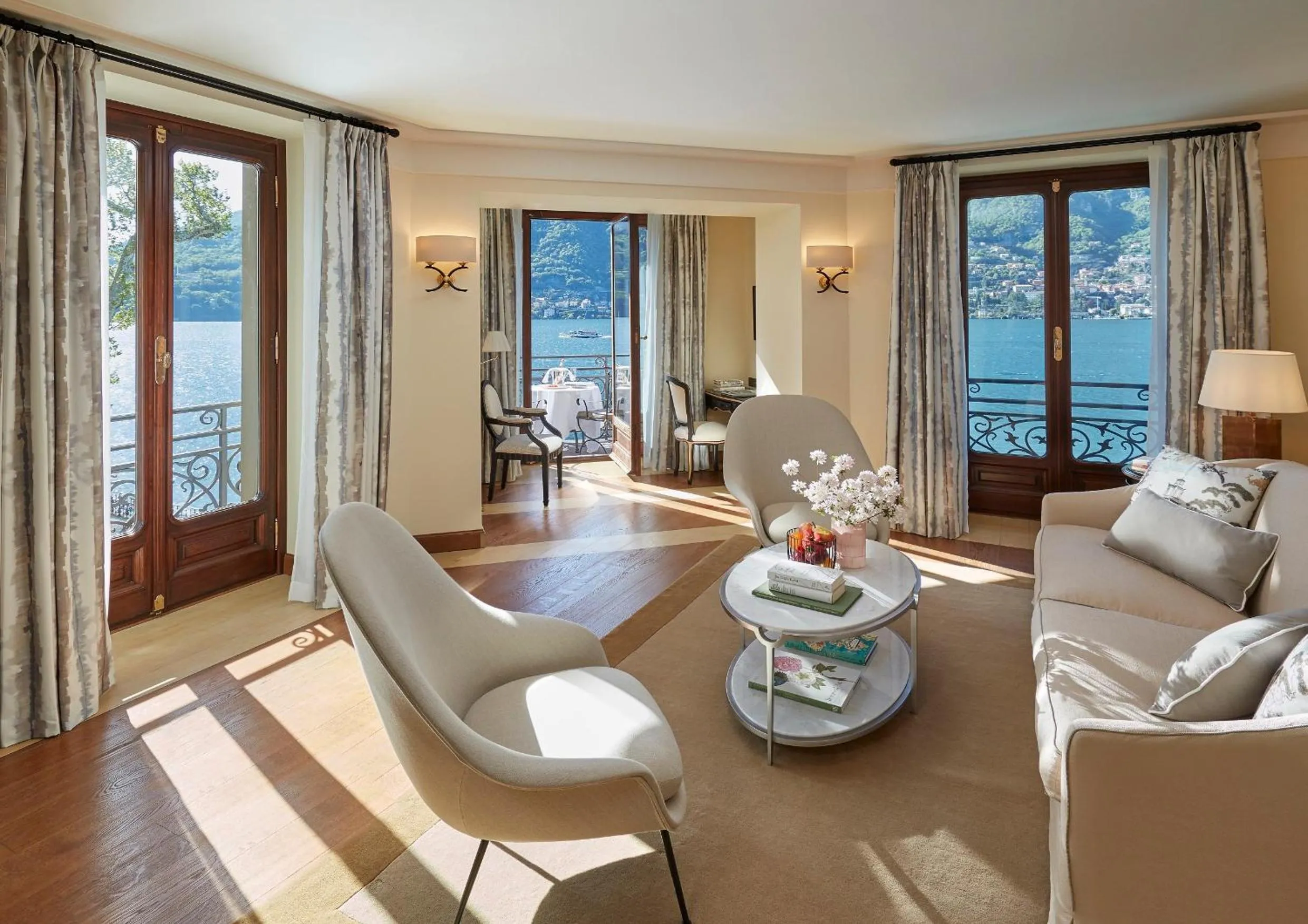 Photo of the whole room in Mandarin Oriental, Lago di Como