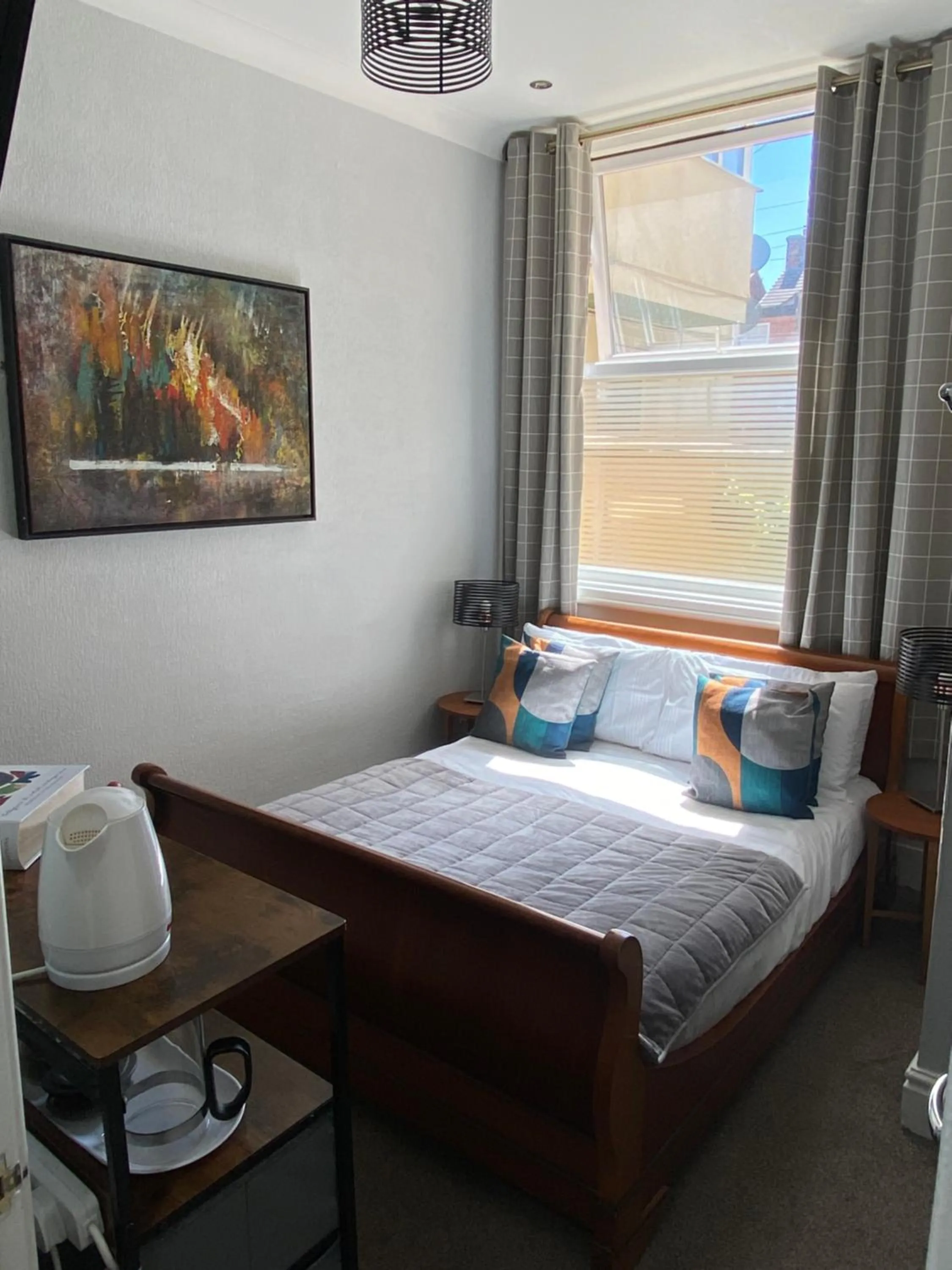 Bed in ParkRoyal Blackpool