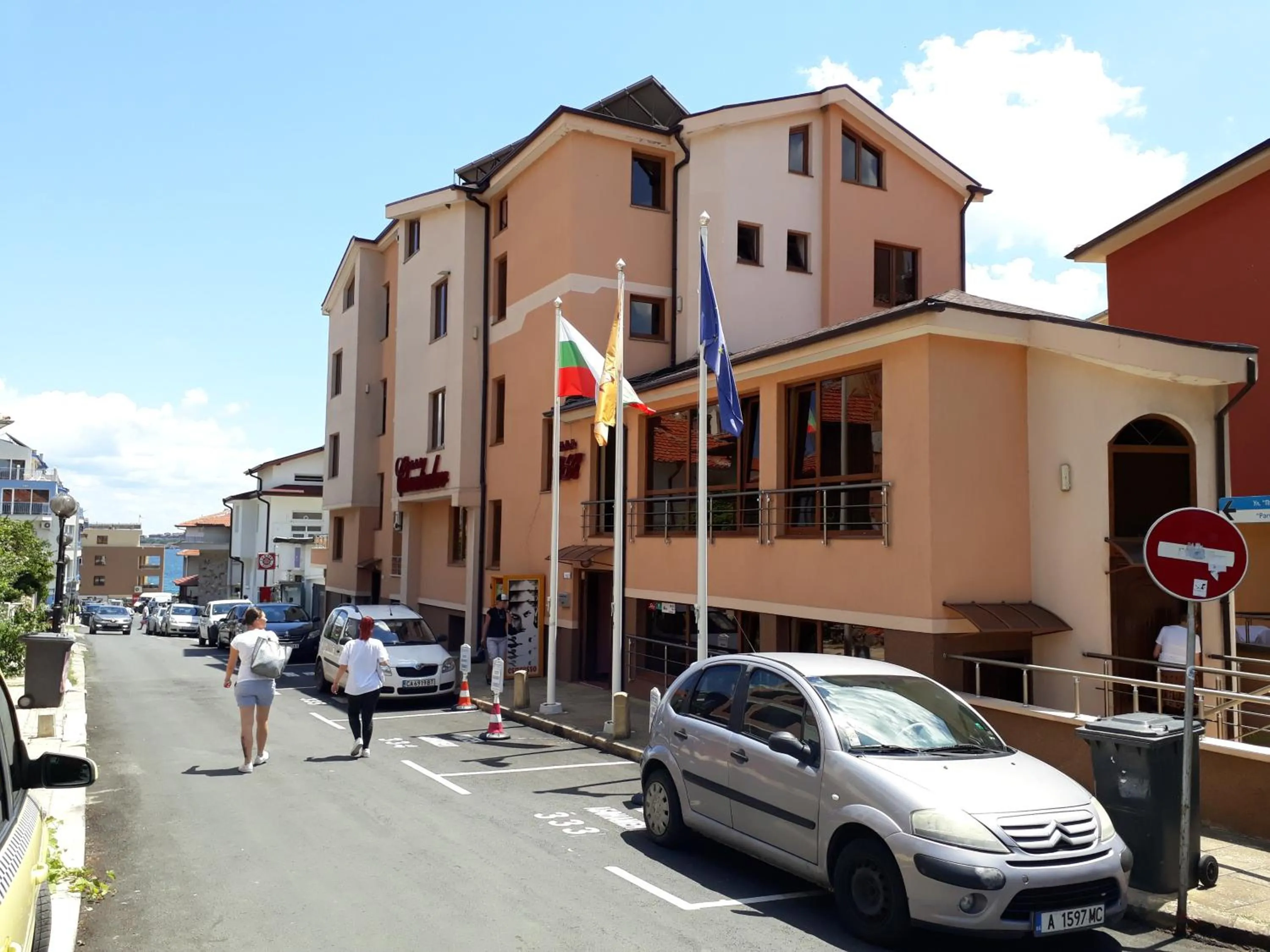 Facade/entrance in Hotel Chuchulev
