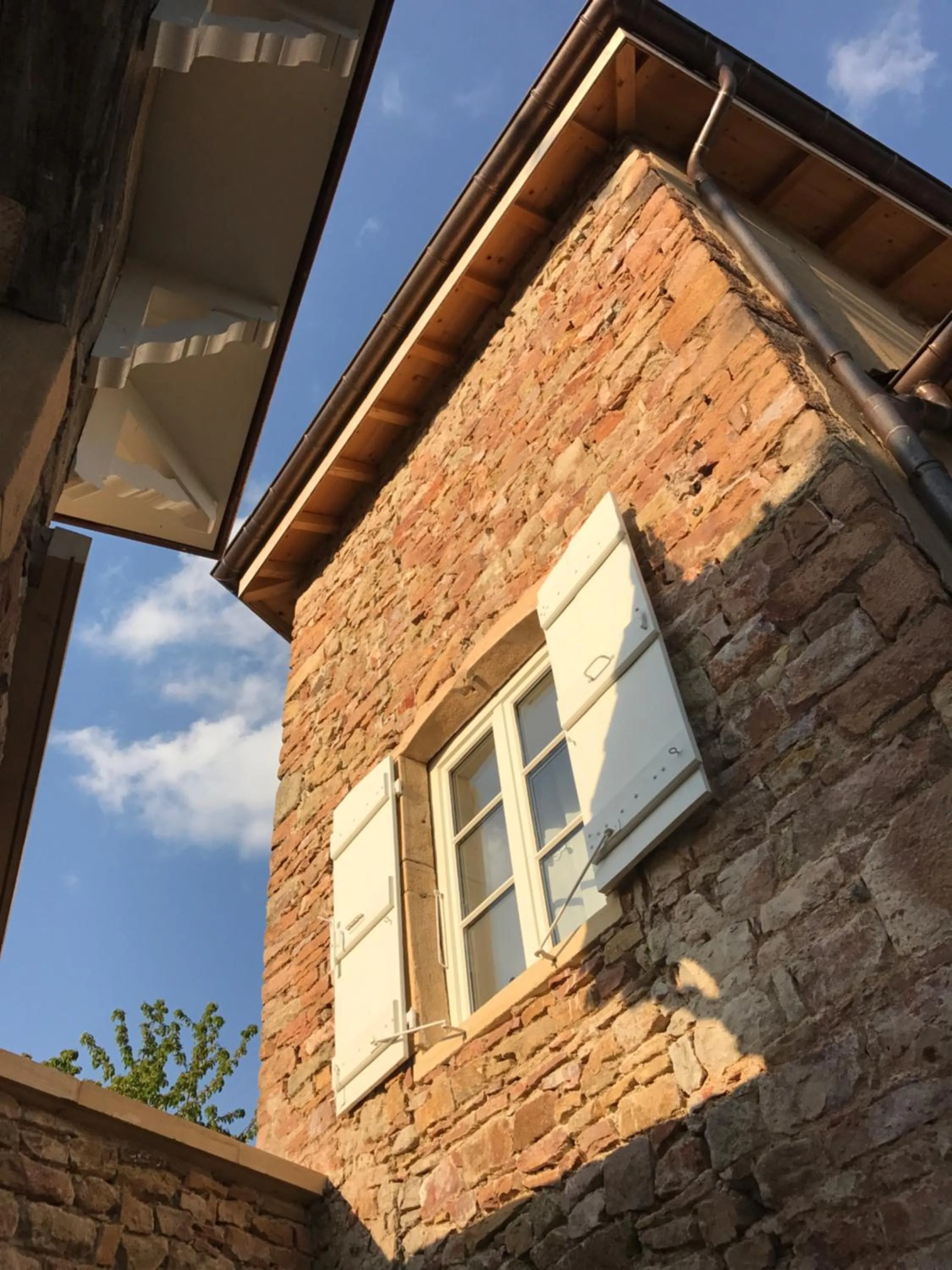 Facade/entrance in Chambres d'hôtes Vers la Croix