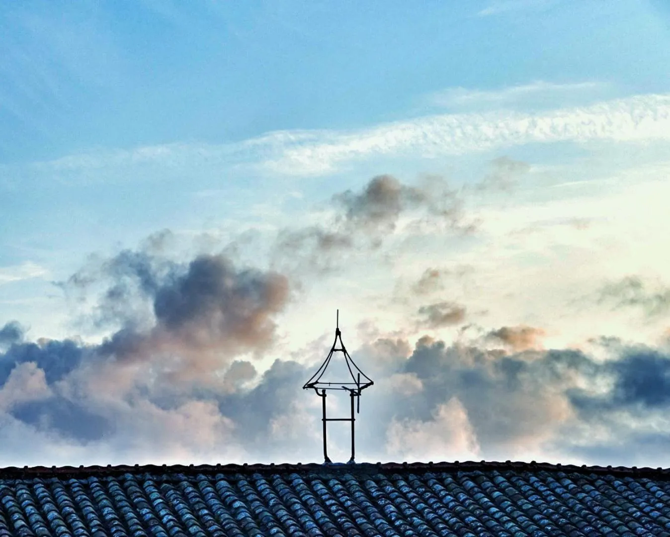 Inner courtyard view in Chambres d'hôtes Vers la Croix