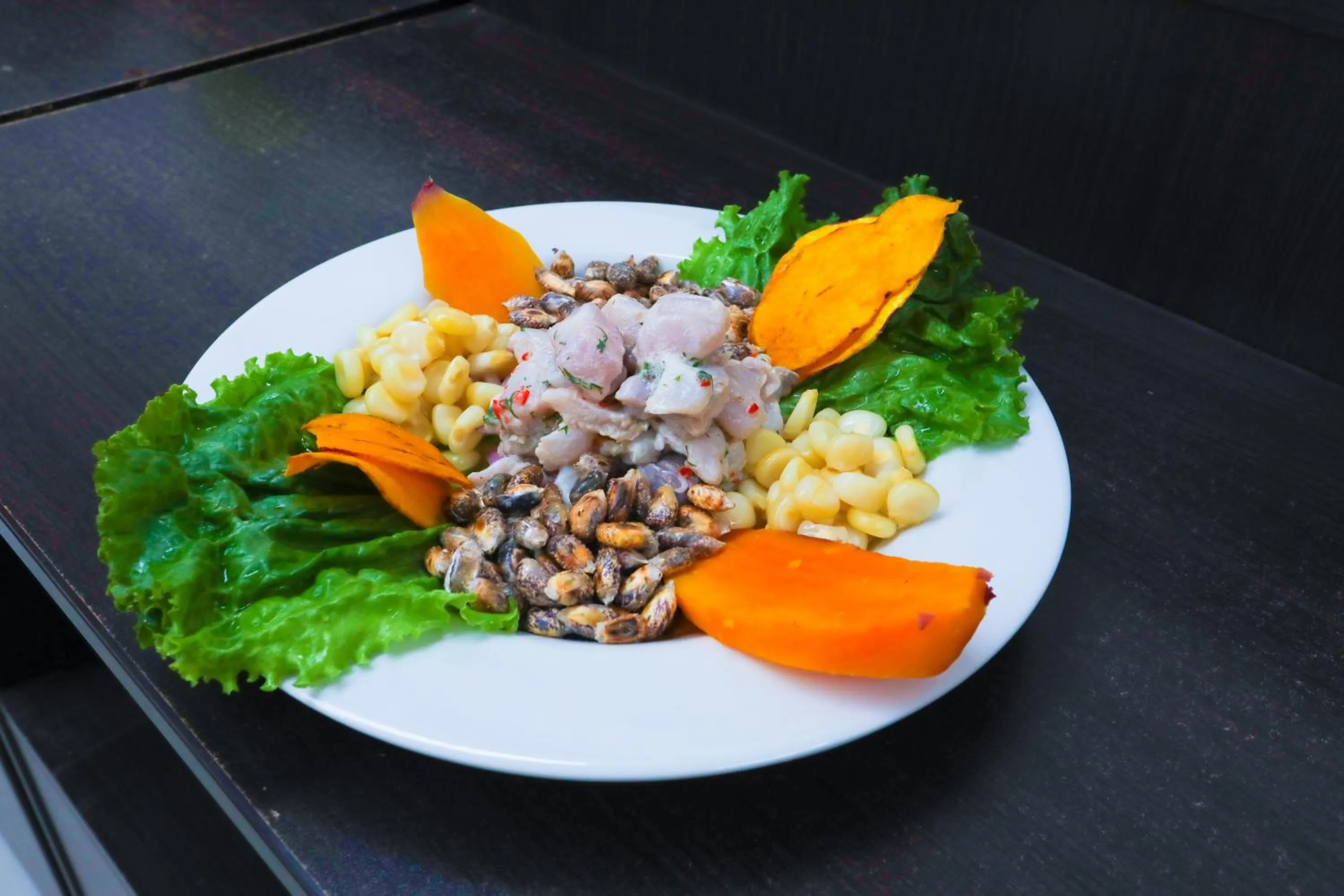 Restaurant/places to eat in Koyllur Inn