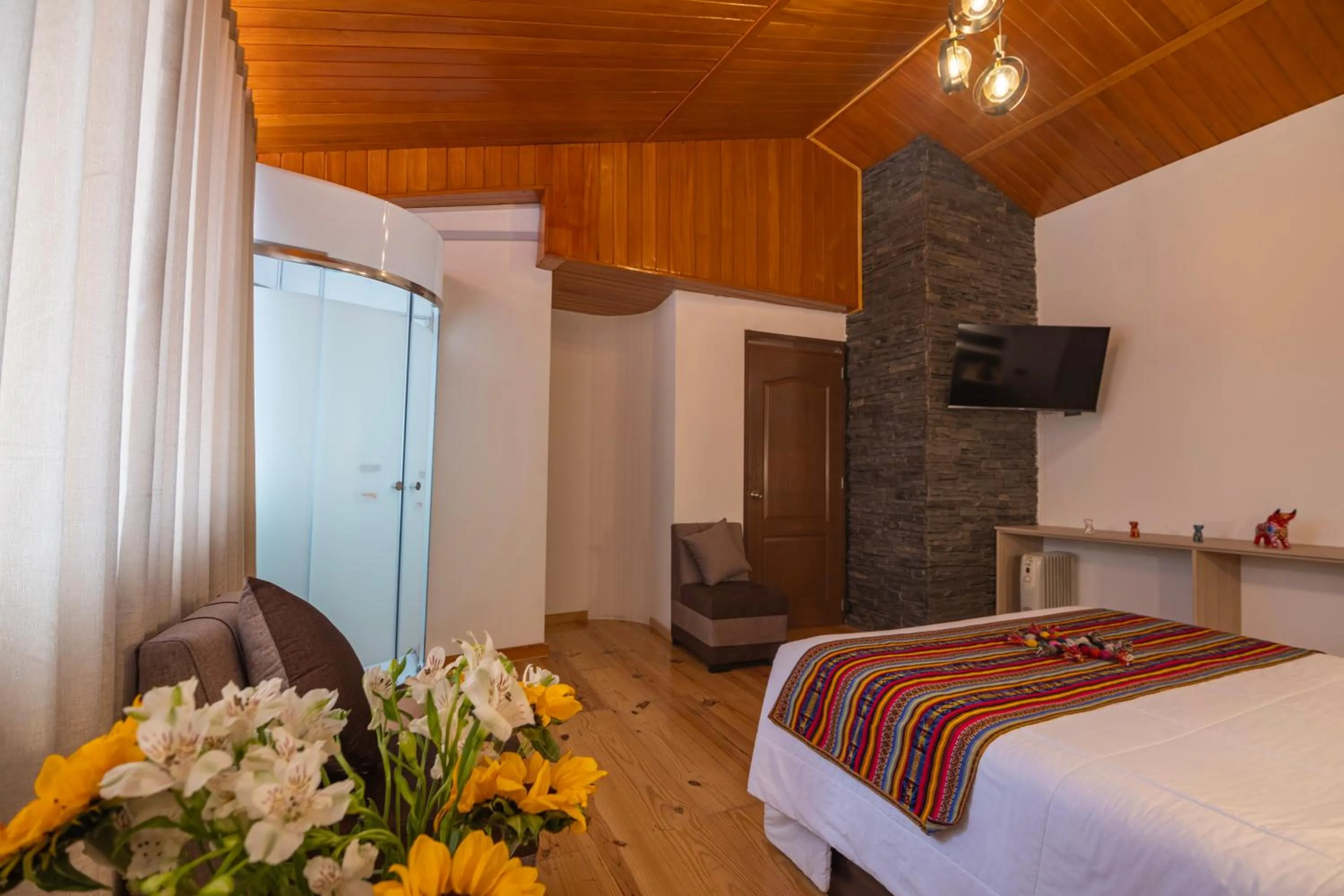 Bed in Hotel Kapac Inn-San Blas