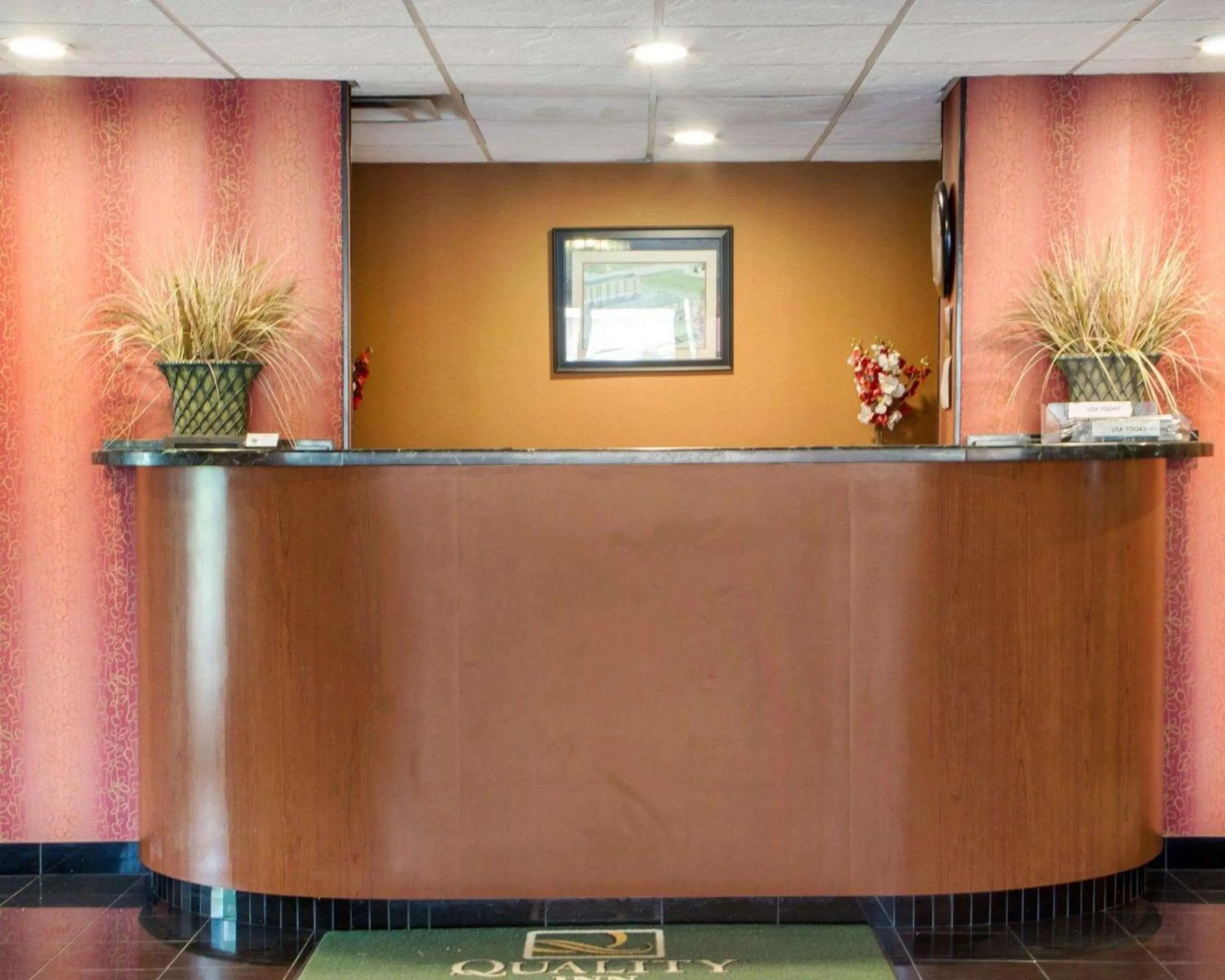 Lobby or reception in Quality Inn Broken Arrow - Tulsa