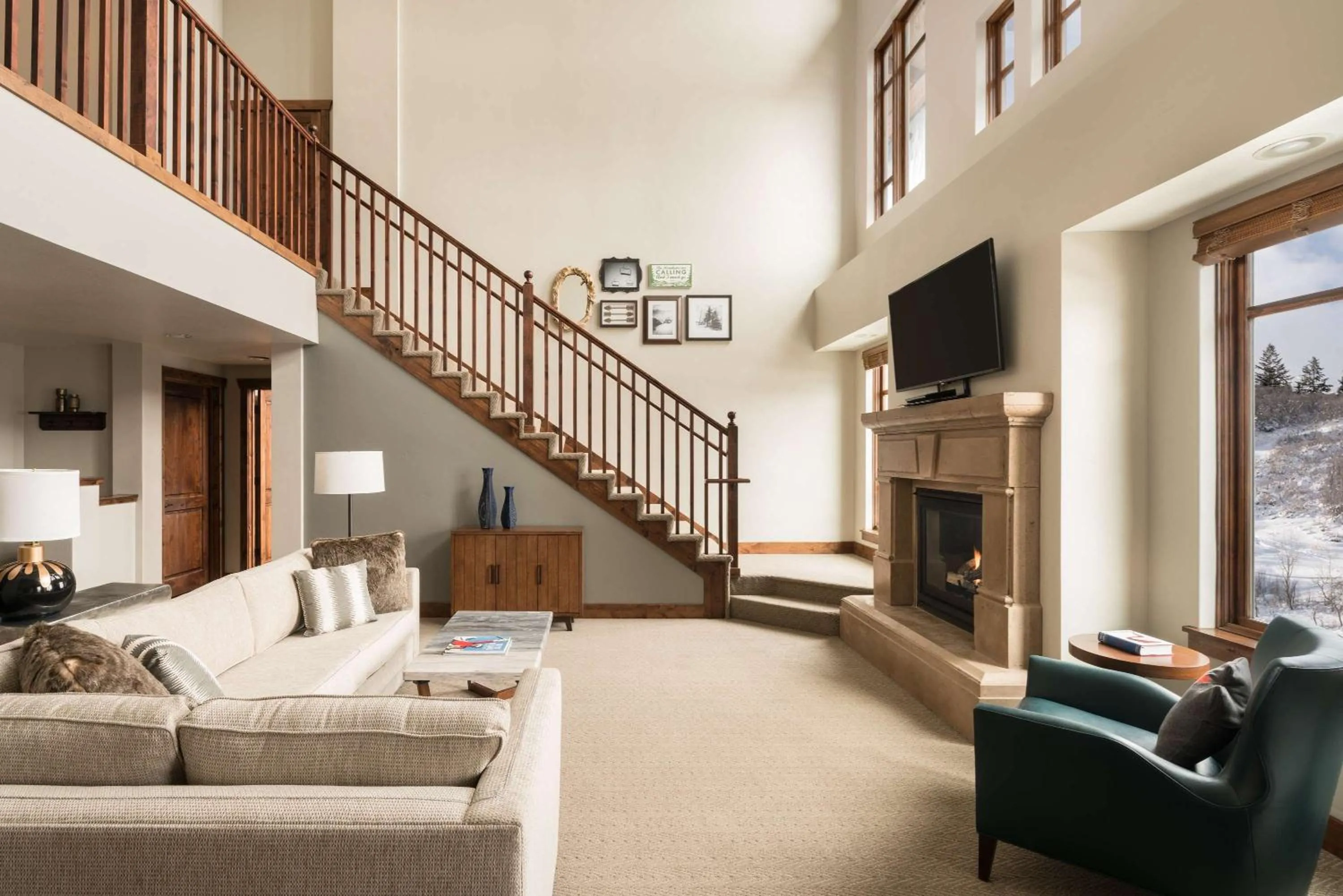 Photo of the whole room, Bed in Hyatt Centric Park City