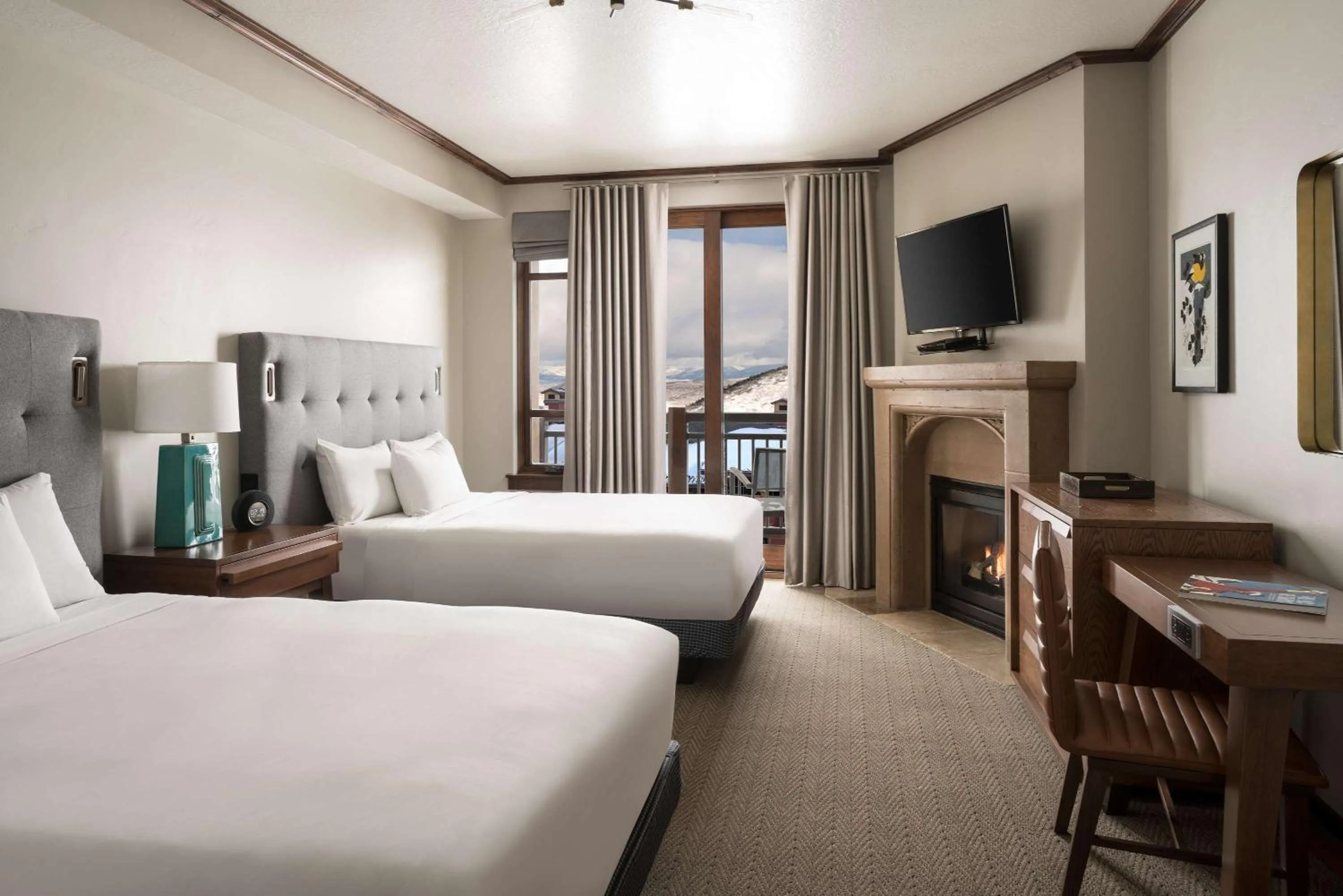 Photo of the whole room, Bed in Hyatt Centric Park City