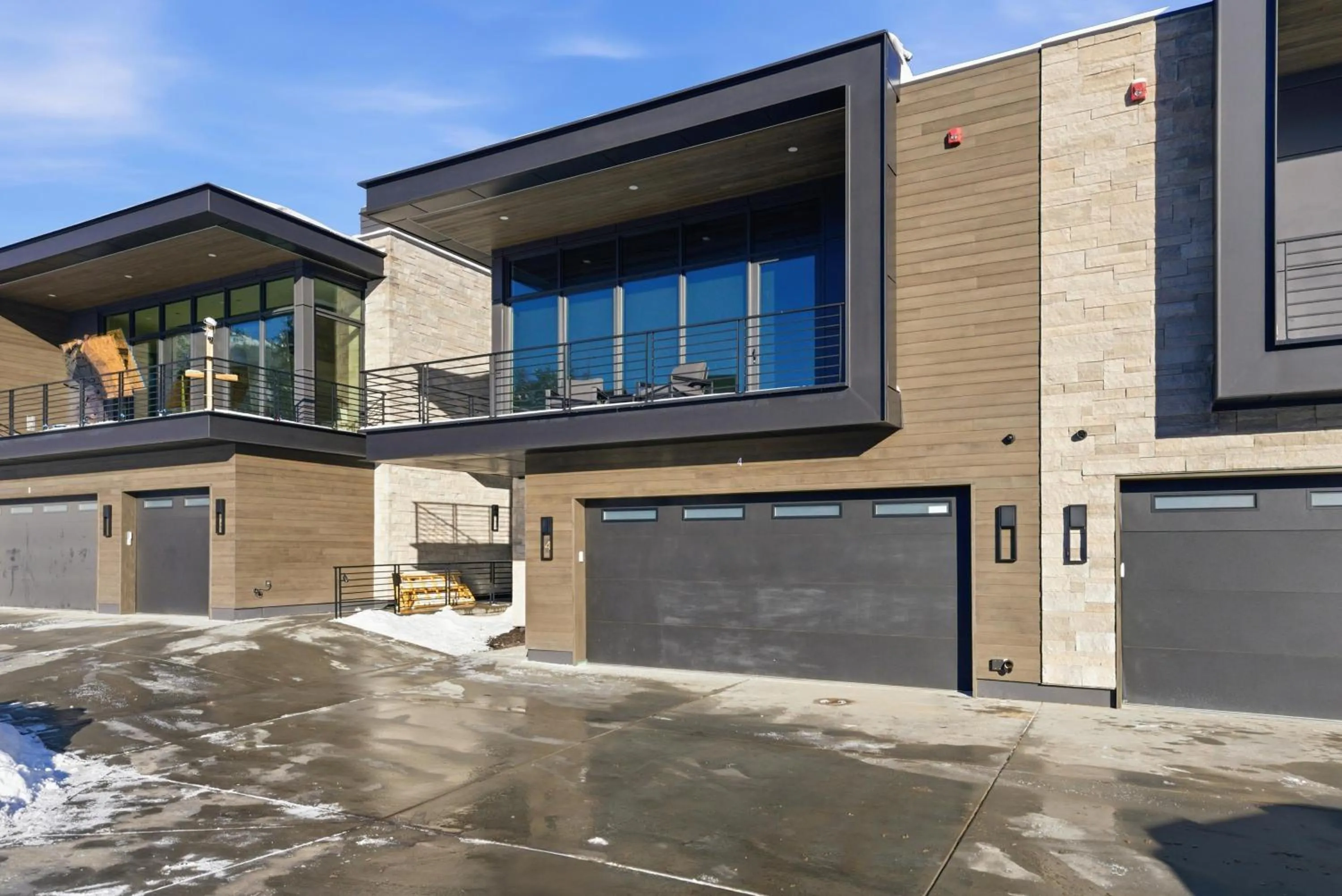 Property building in Hyatt Centric Park City