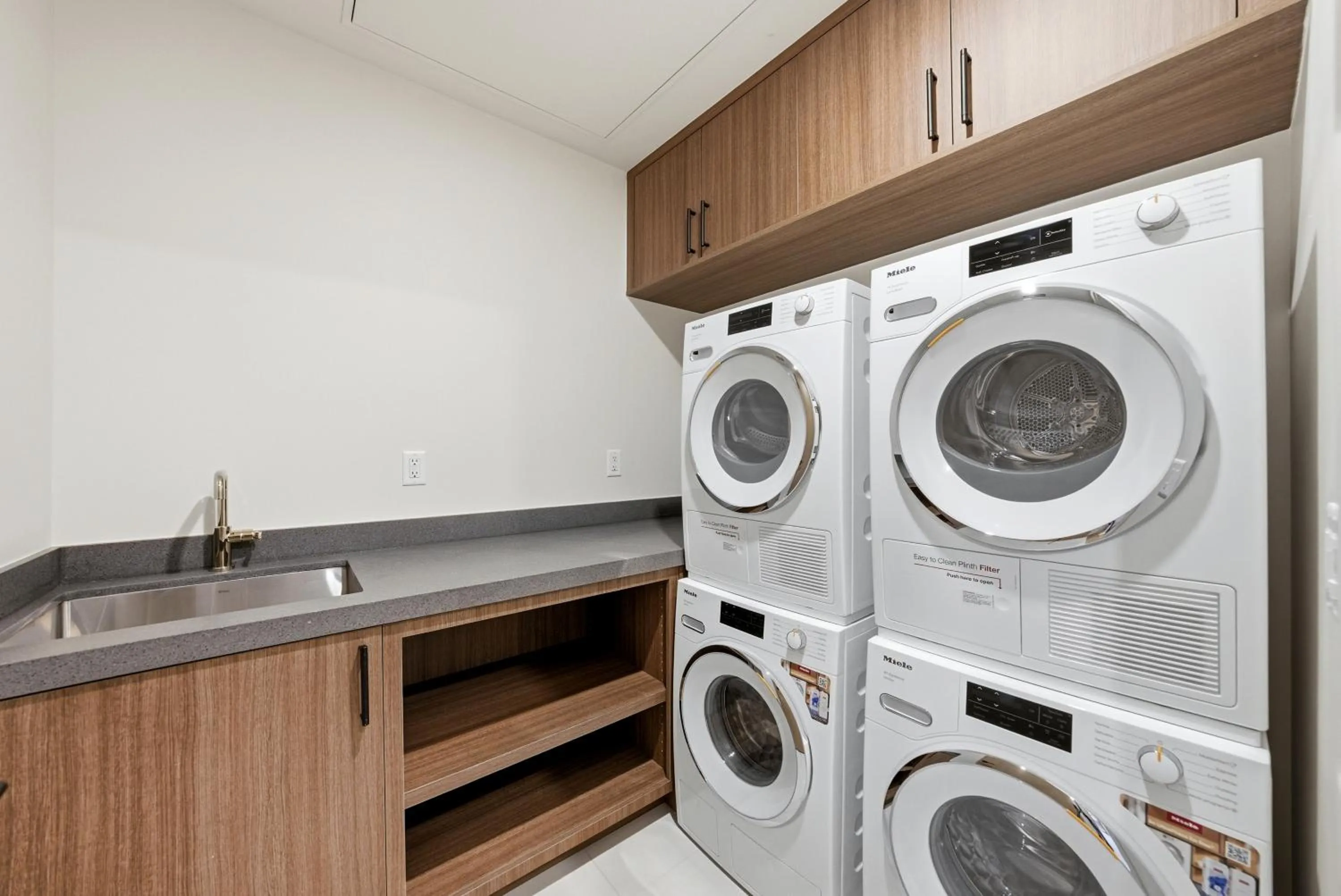 washing machine in Hyatt Centric Park City