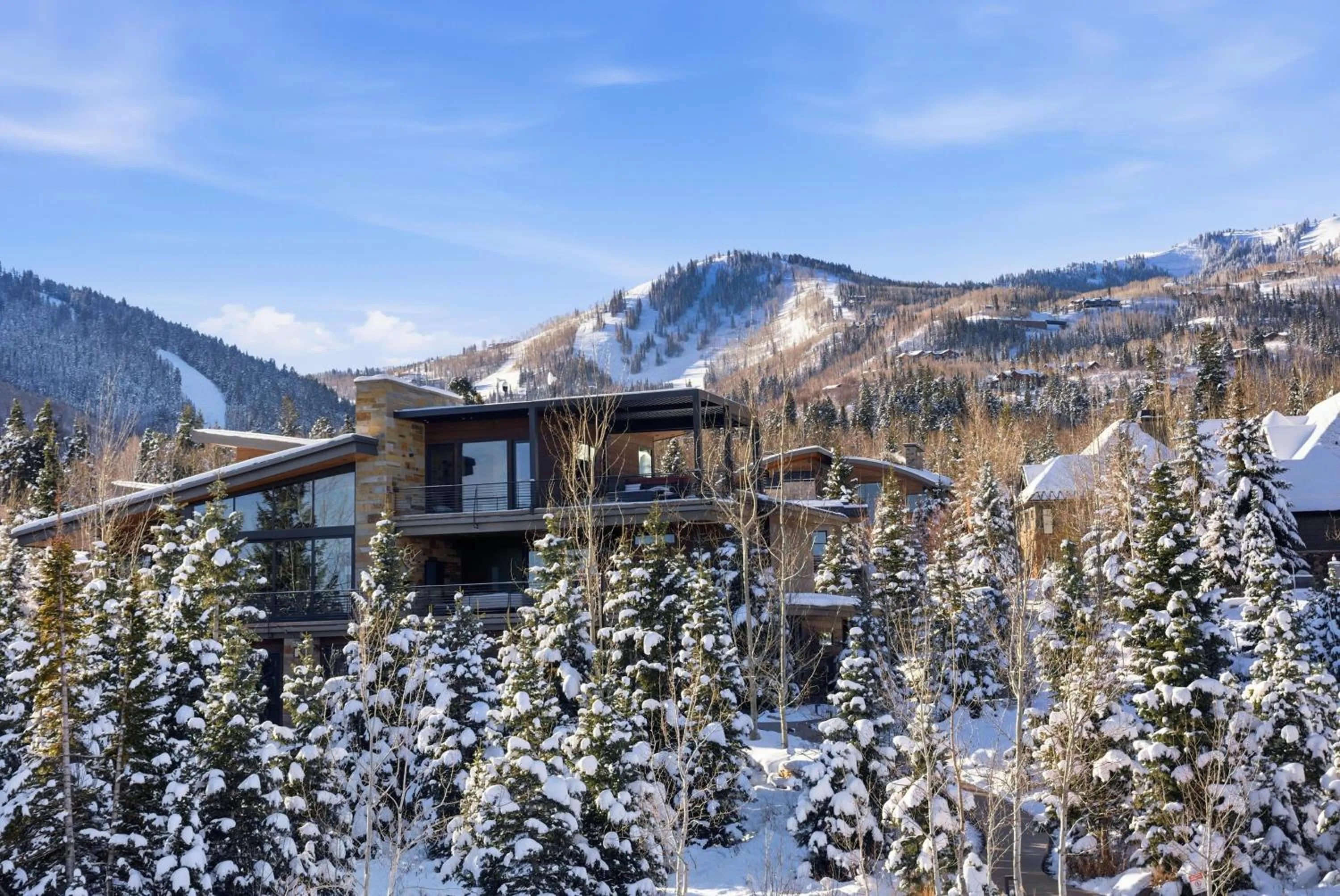 Property building in Hyatt Centric Park City