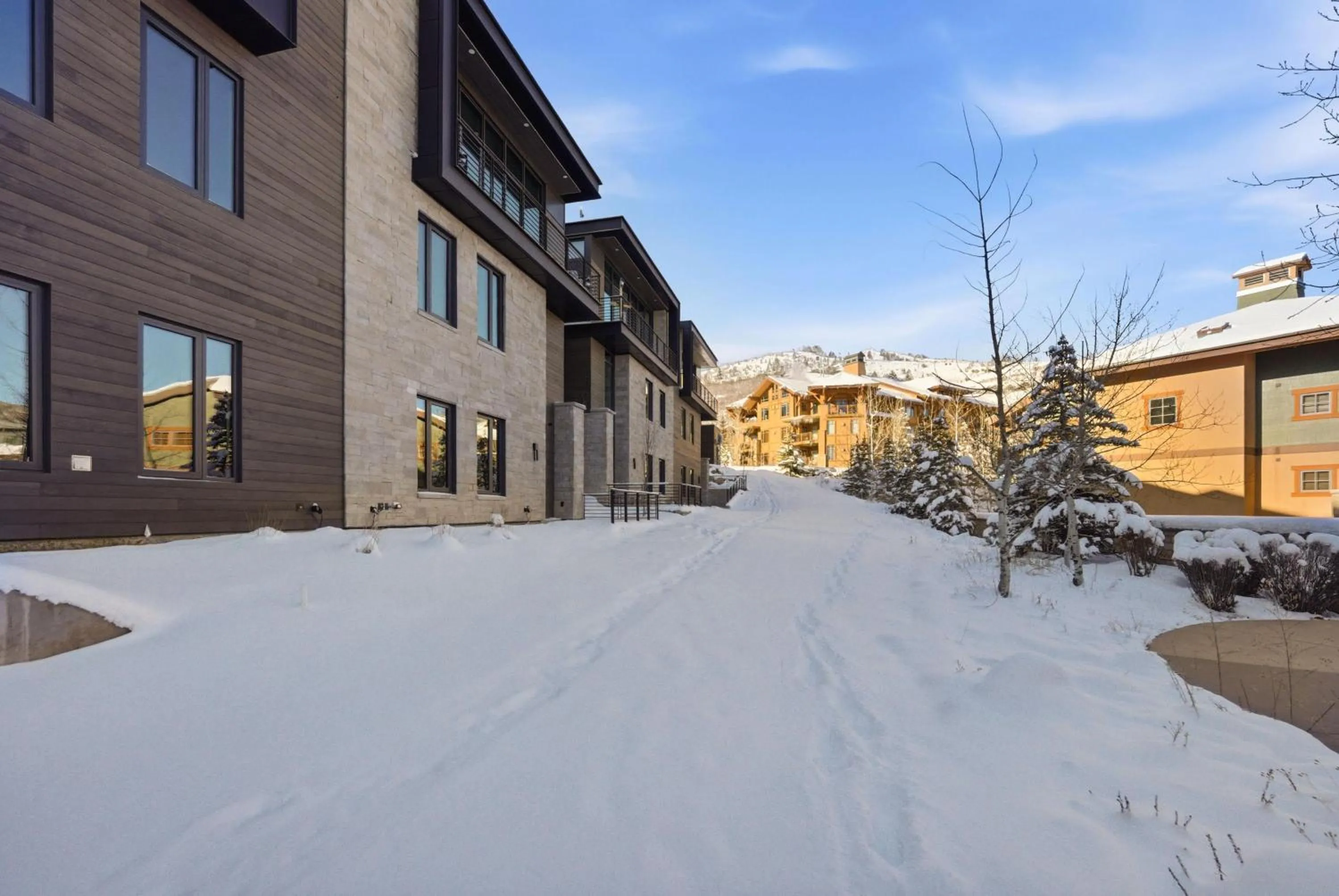 Property building in Hyatt Centric Park City