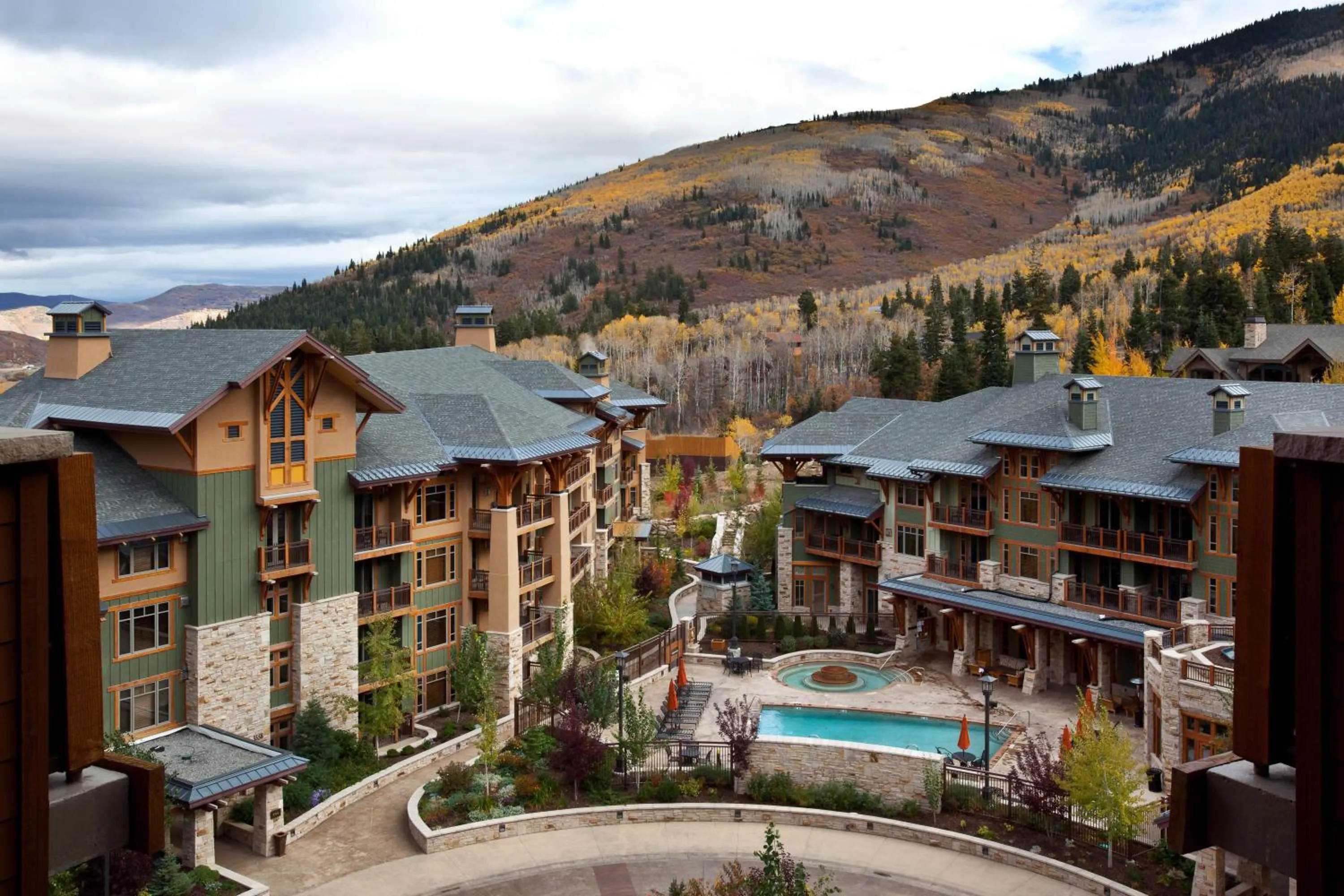 Property building in Hyatt Centric Park City