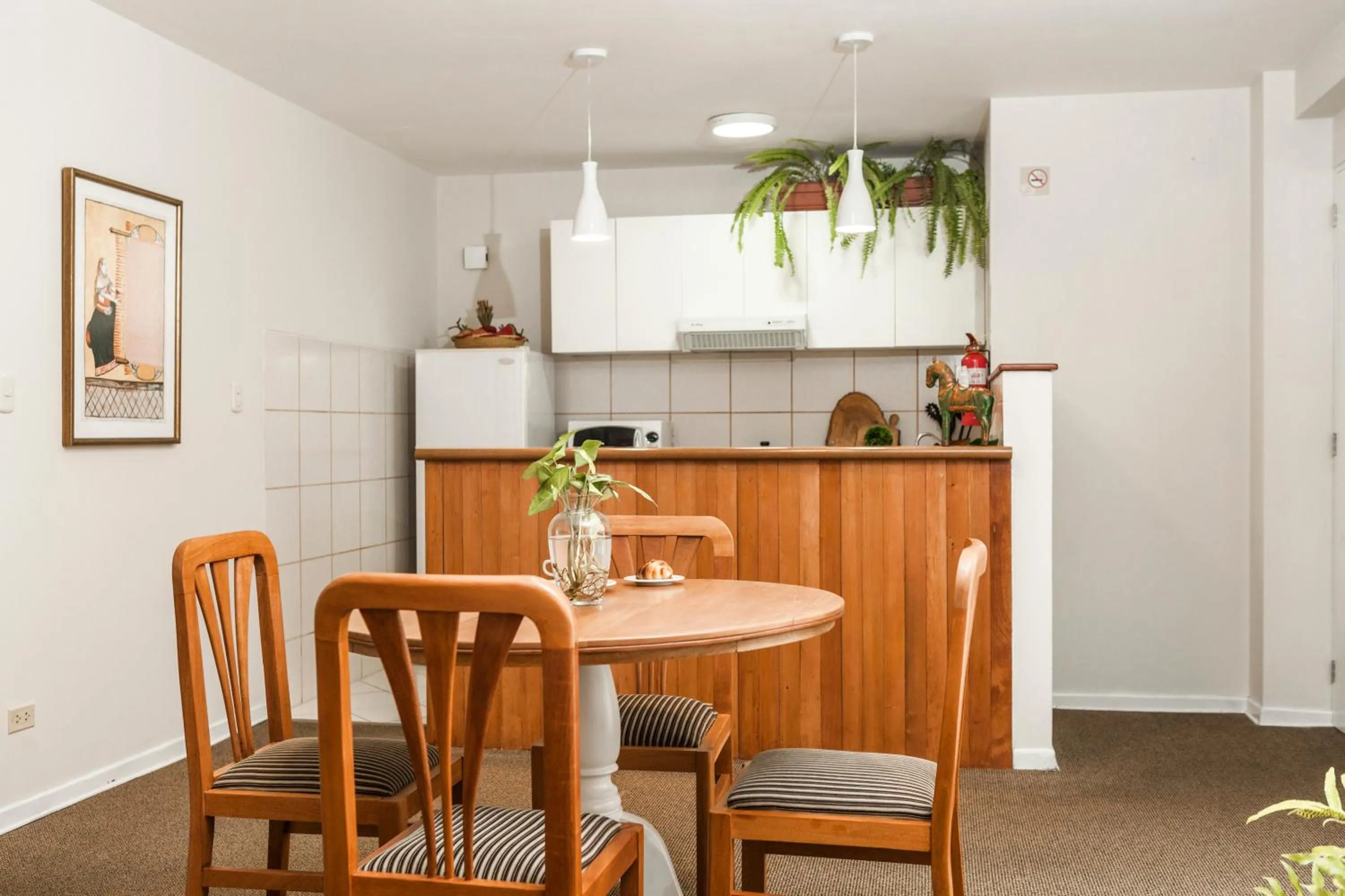 Kitchen or kitchenette in La Paz Apart Hotel