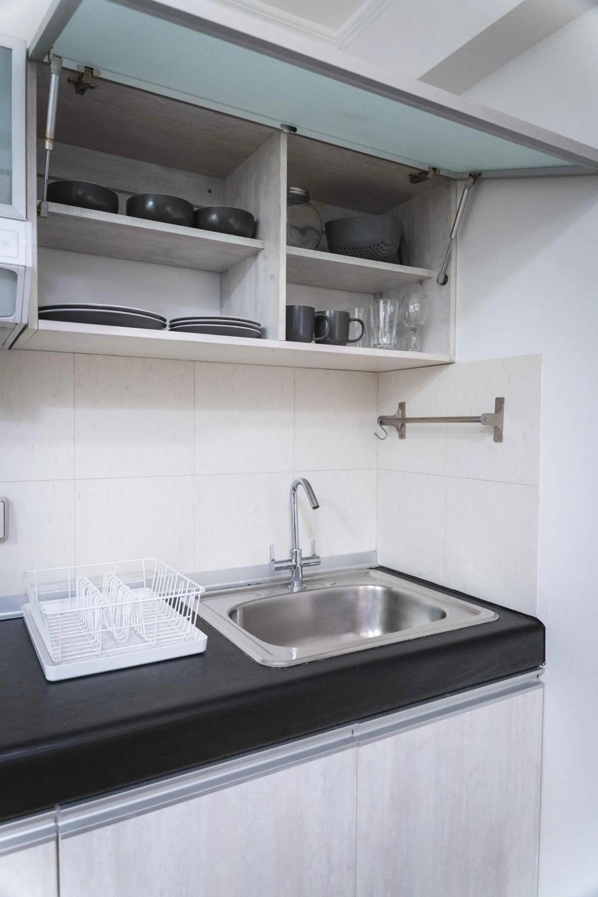 Kitchen or kitchenette in La Paz Apart Hotel