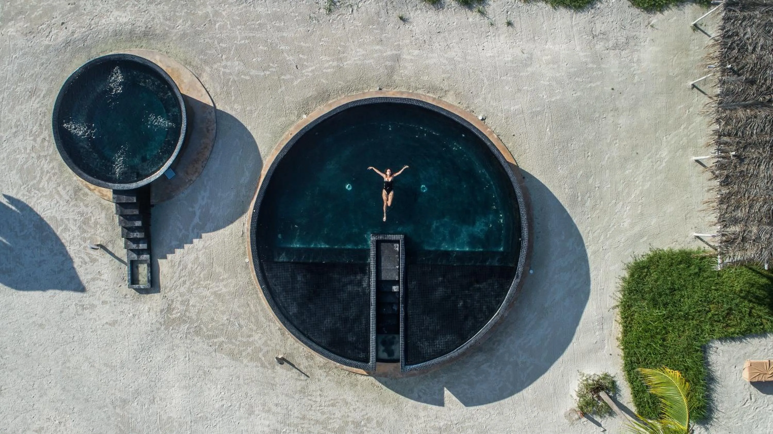 Swimming pool in Hotel Villas Flamingos