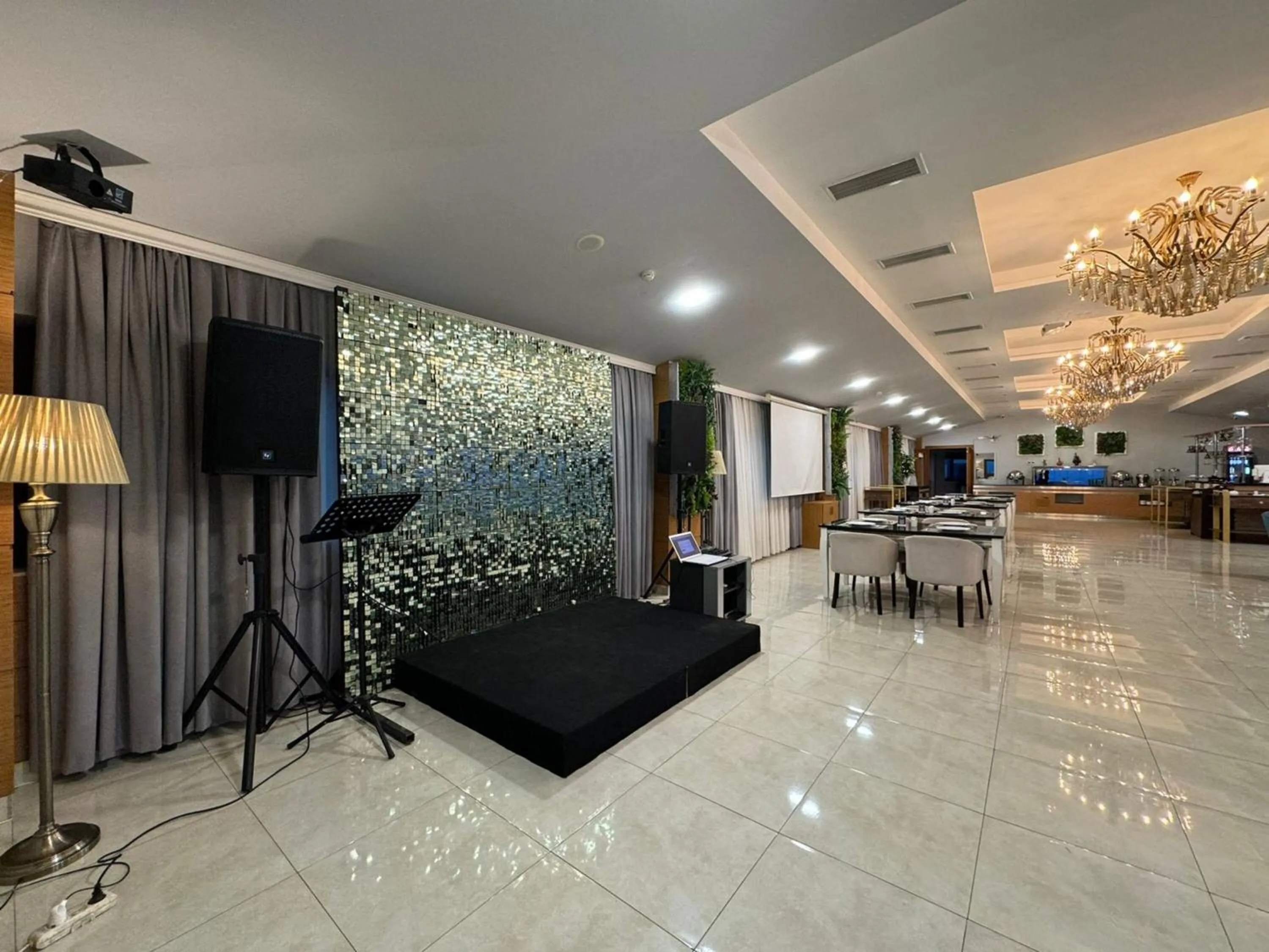 Banquet/Function facilities in Sea Pearl Hotel Baku