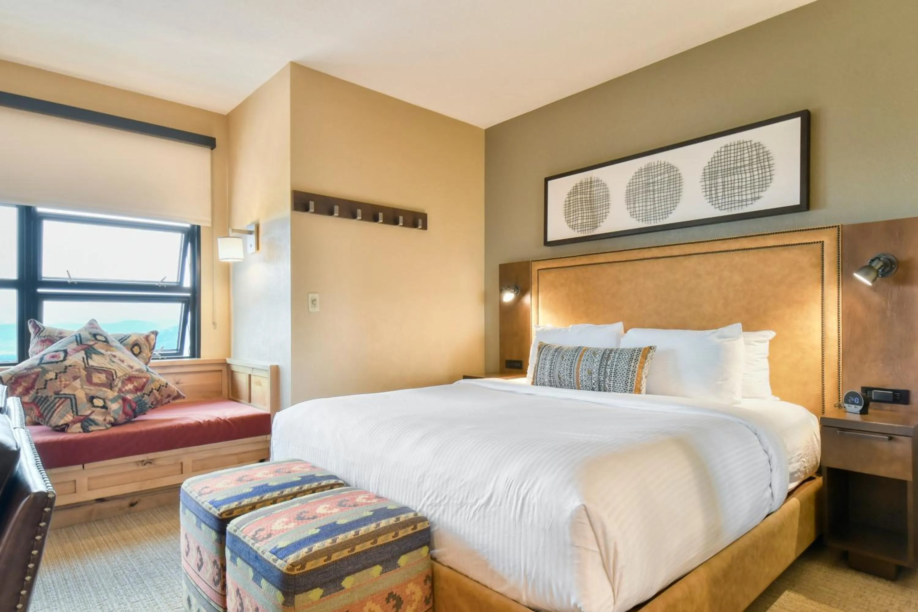 Bed in Grand Summit Hotel - Canyons Village, a RockResort