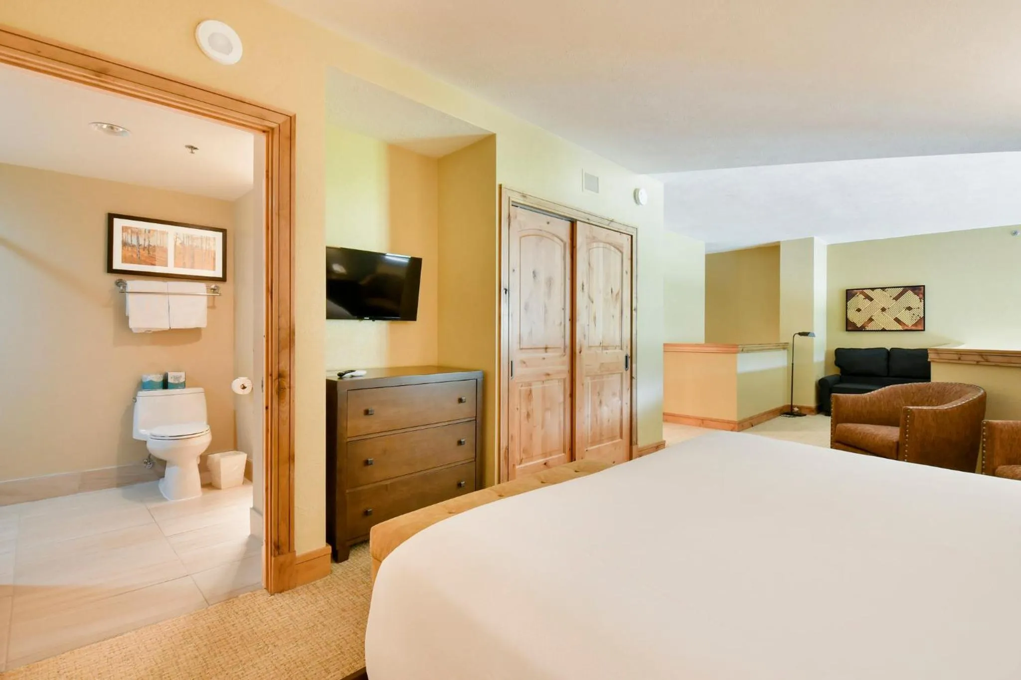 Photo of the whole room, Bed in Grand Summit Hotel - Canyons Village, a RockResort