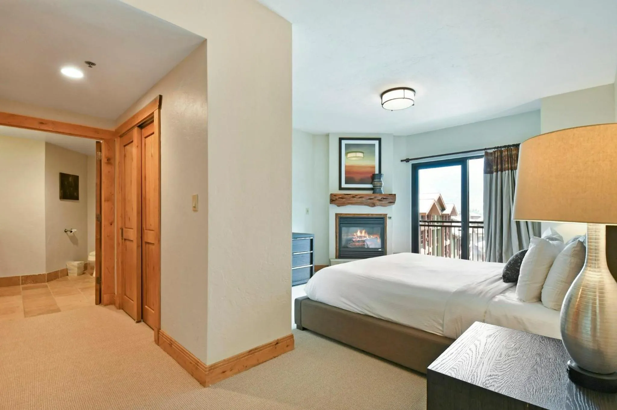 Bedroom, Bed in Grand Summit Hotel - Canyons Village, a RockResort