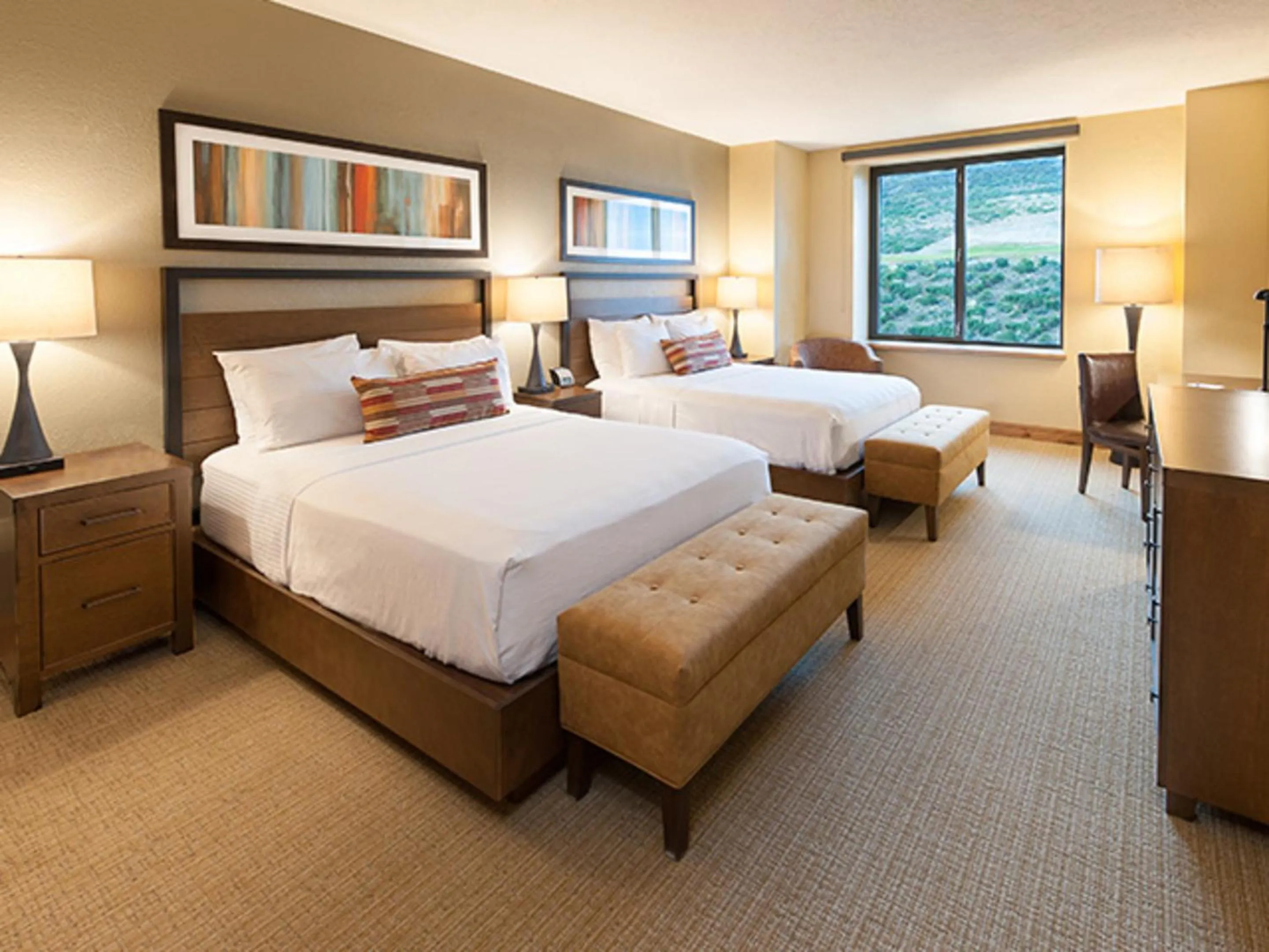 Bedroom, Bed in Grand Summit Hotel - Canyons Village, a RockResort