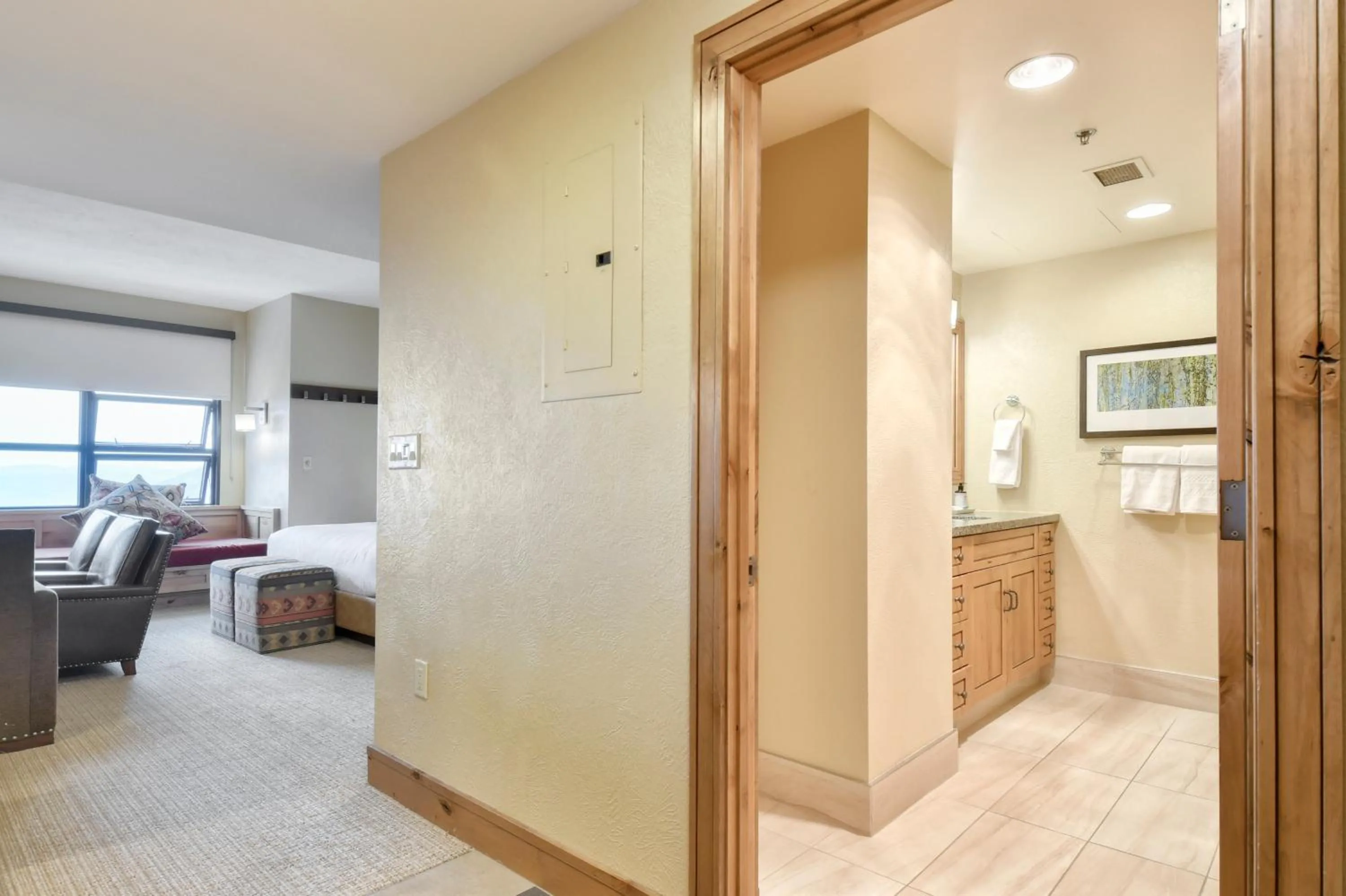 Bed in Grand Summit Hotel - Canyons Village, a RockResort