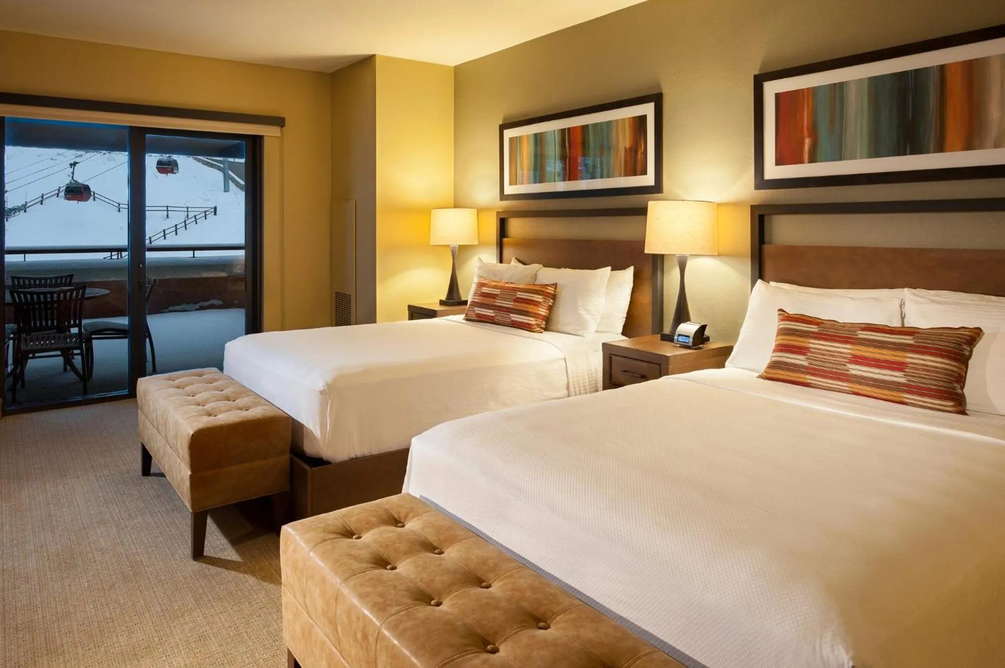 Bedroom, Bed in Grand Summit Hotel - Canyons Village, a RockResort