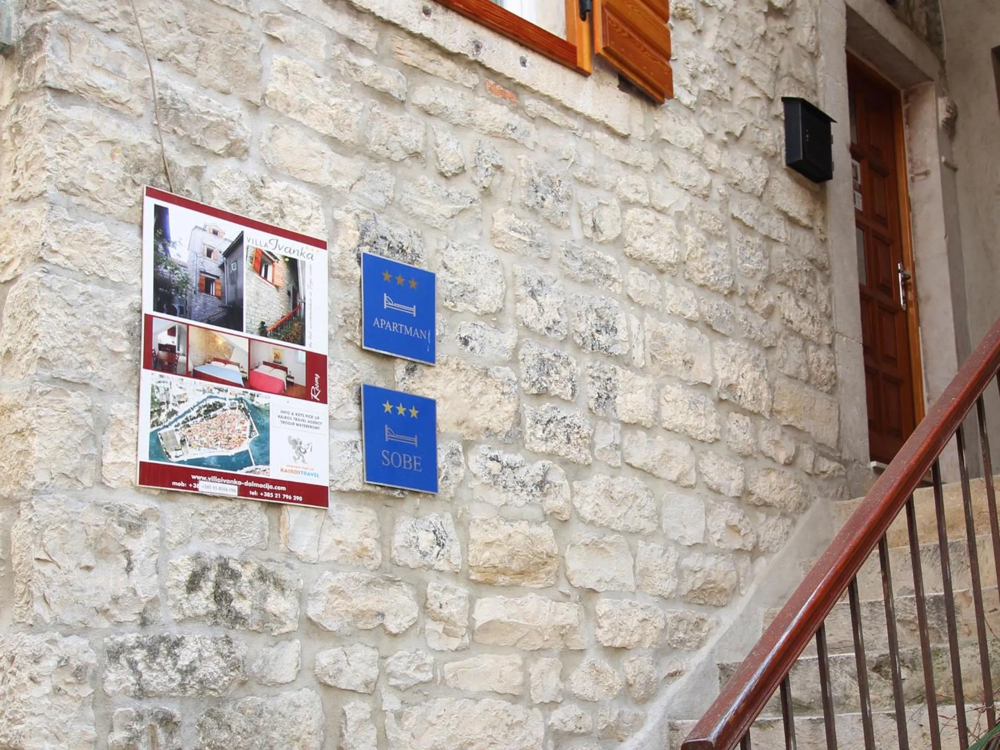 Facade/entrance in Villa Ivanka