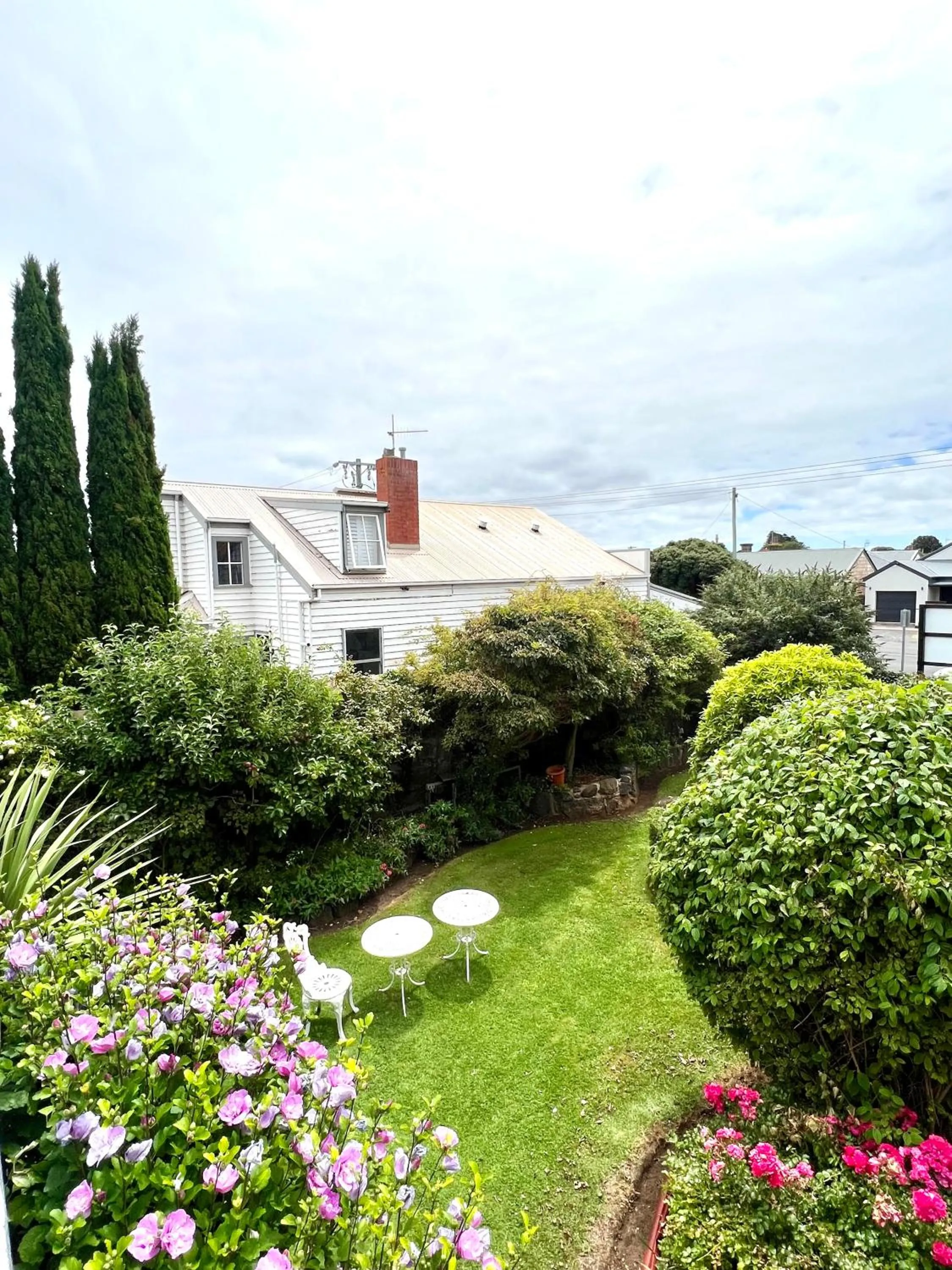 Property building in Seacombe House Motor Inn Port Fairy