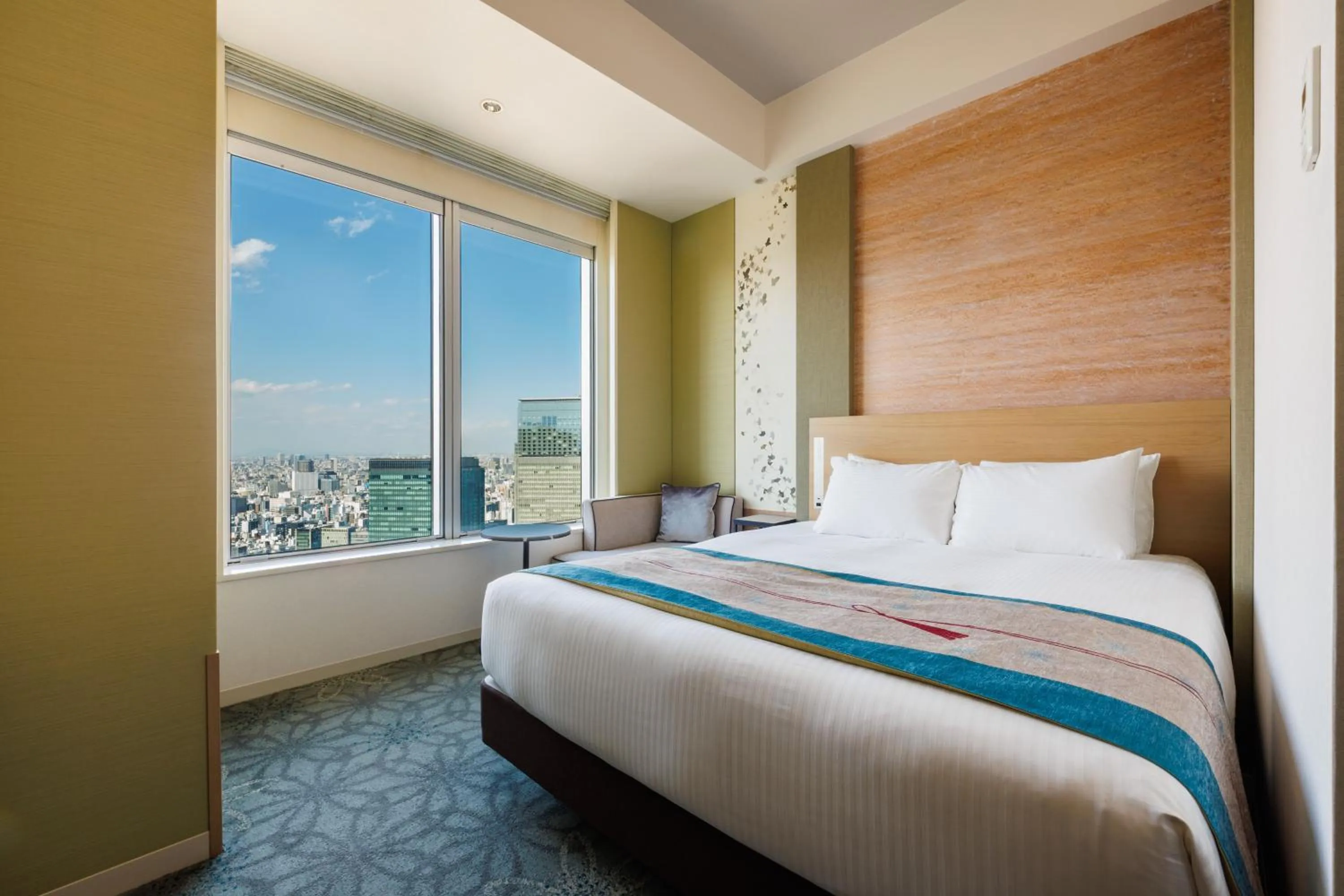 Bed in Hotel Metropolitan Tokyo Marunouchi