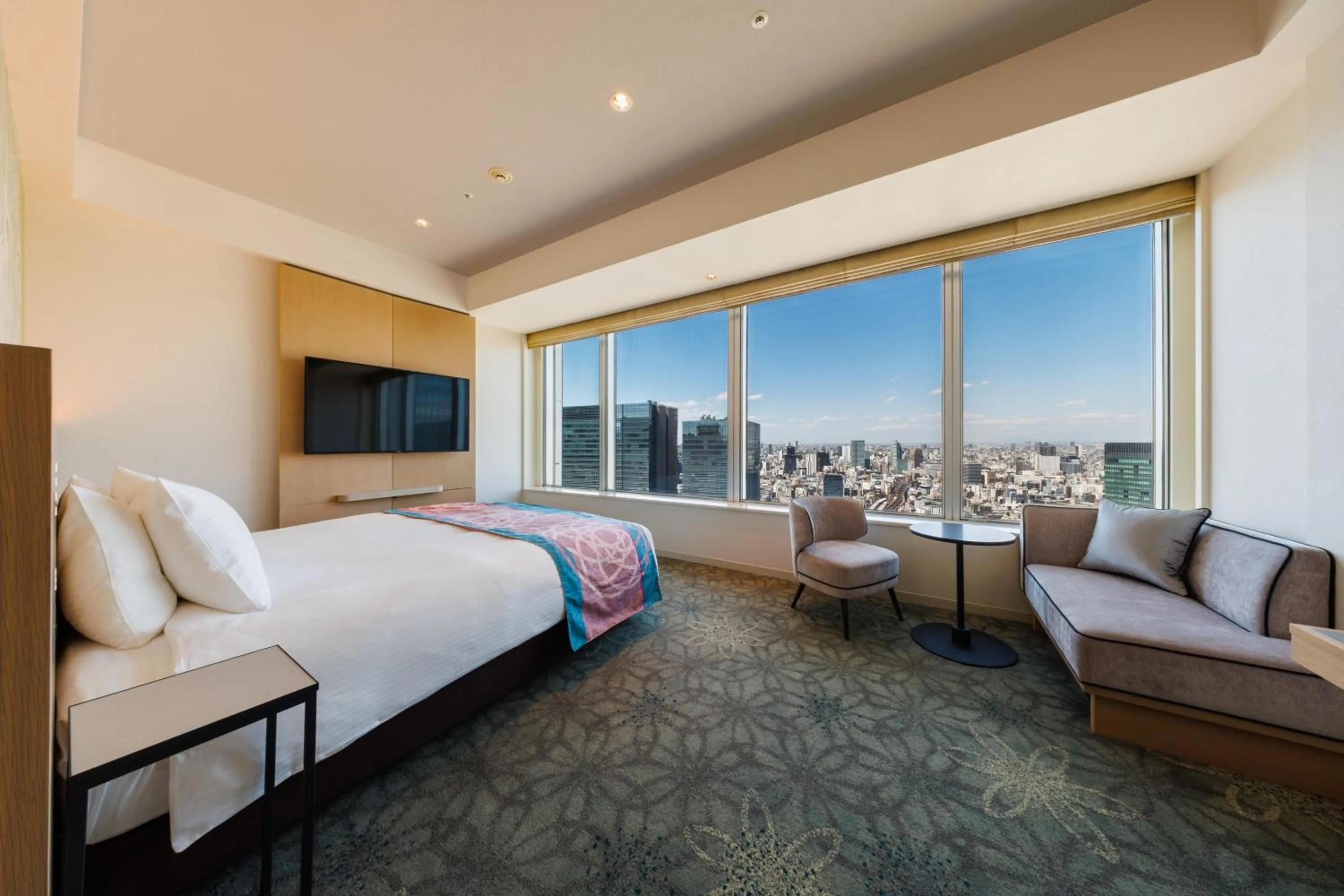 Bed in Hotel Metropolitan Tokyo Marunouchi