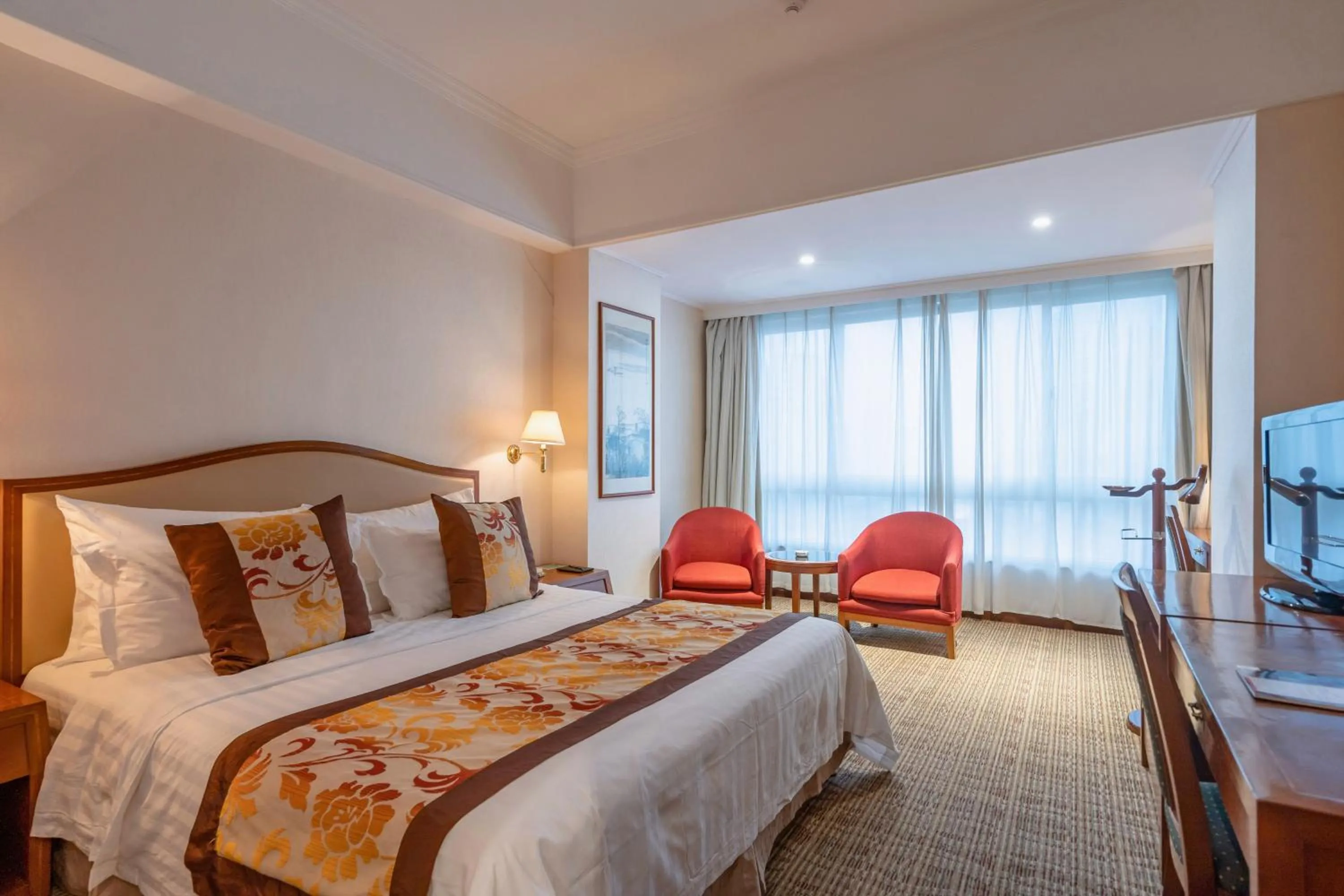 Photo of the whole room, Bed in Citic Ningbo International Hotel